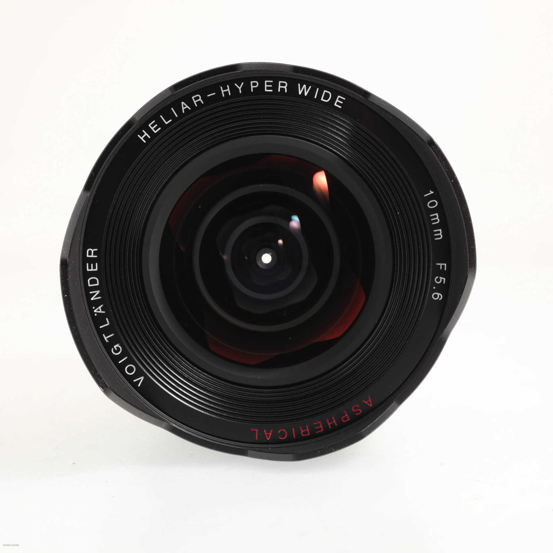 Voigtländer Heliar Hyper Wide 10mm f/5.6 Aspherical Voigtländer Heliar Hyper Wide 10mm f/5.6 Aspherical