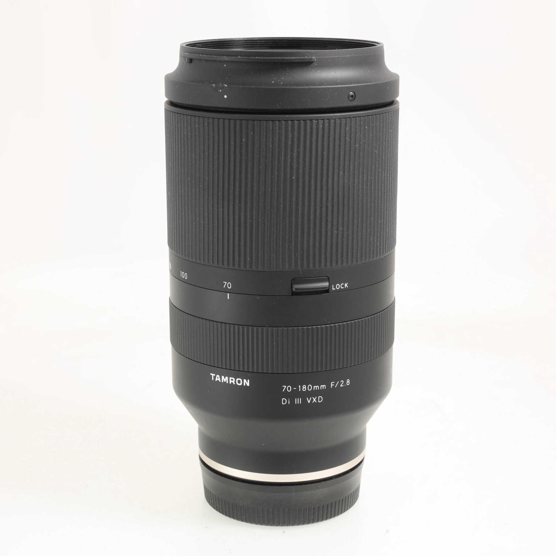 Tamron 70-180mm f/2.8 Di III VXD (Sony E) Tamron 70-180mm f/2.8 Di III VXD (Sony E)