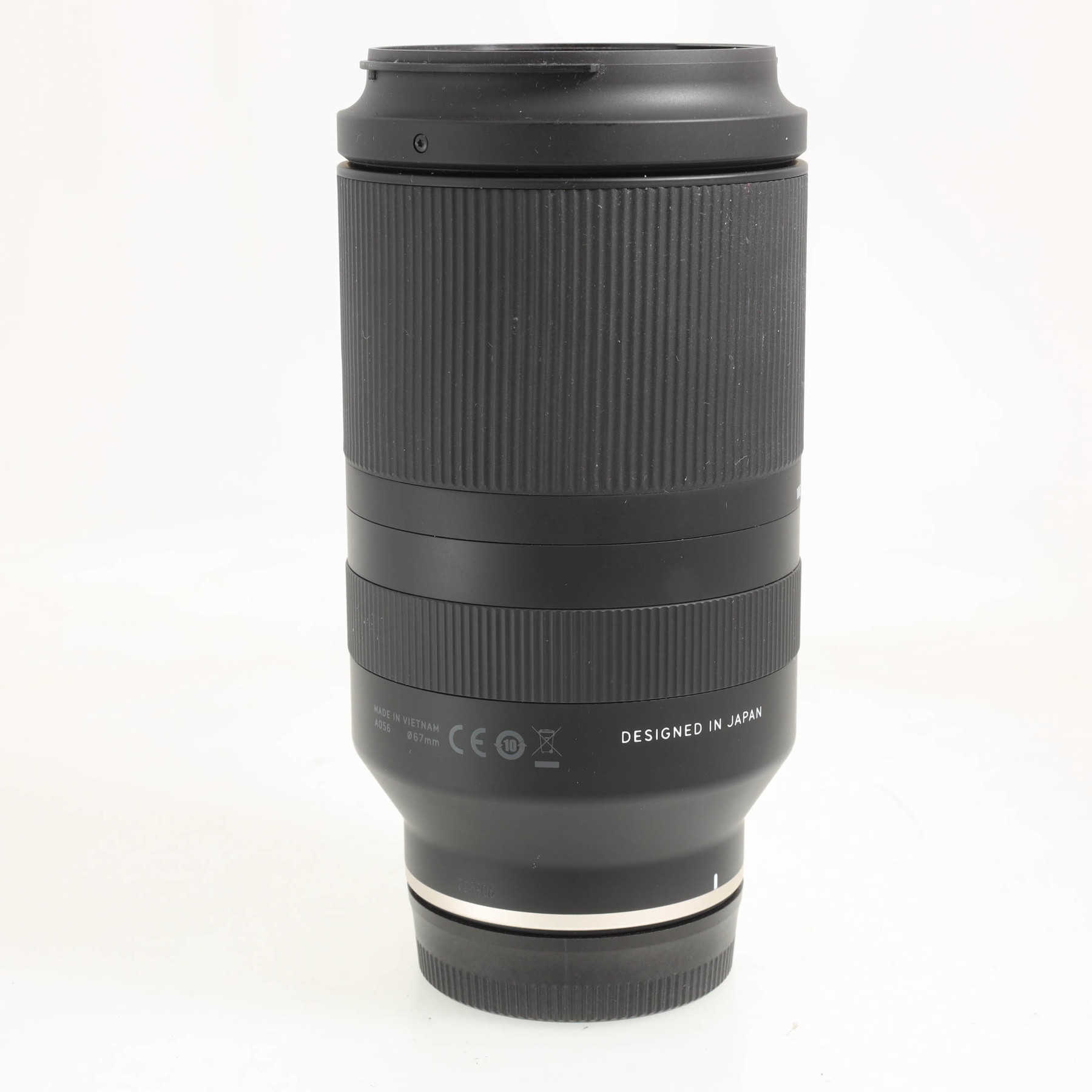 Tamron 70-180mm f/2.8 Di III VXD (Sony E) Tamron 70-180mm f/2.8 Di III VXD (Sony E)