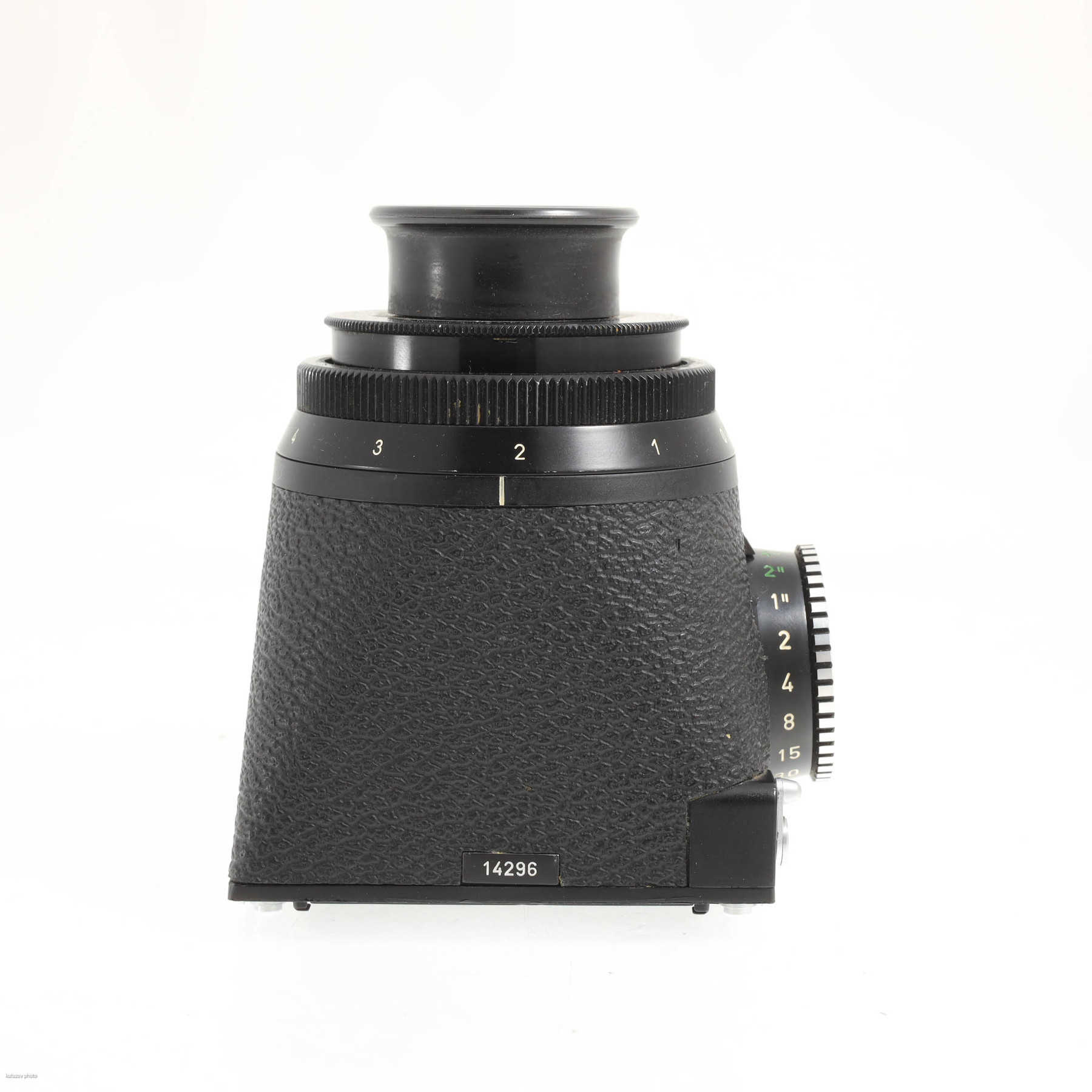 Rollei SL66 шахтный 2,5Х видоискатель с замером (Rigid Magnifing Hood) Rollei SL66 шахтный 2,5Х видоискатель с замером (Rigid Magnifing Hood)