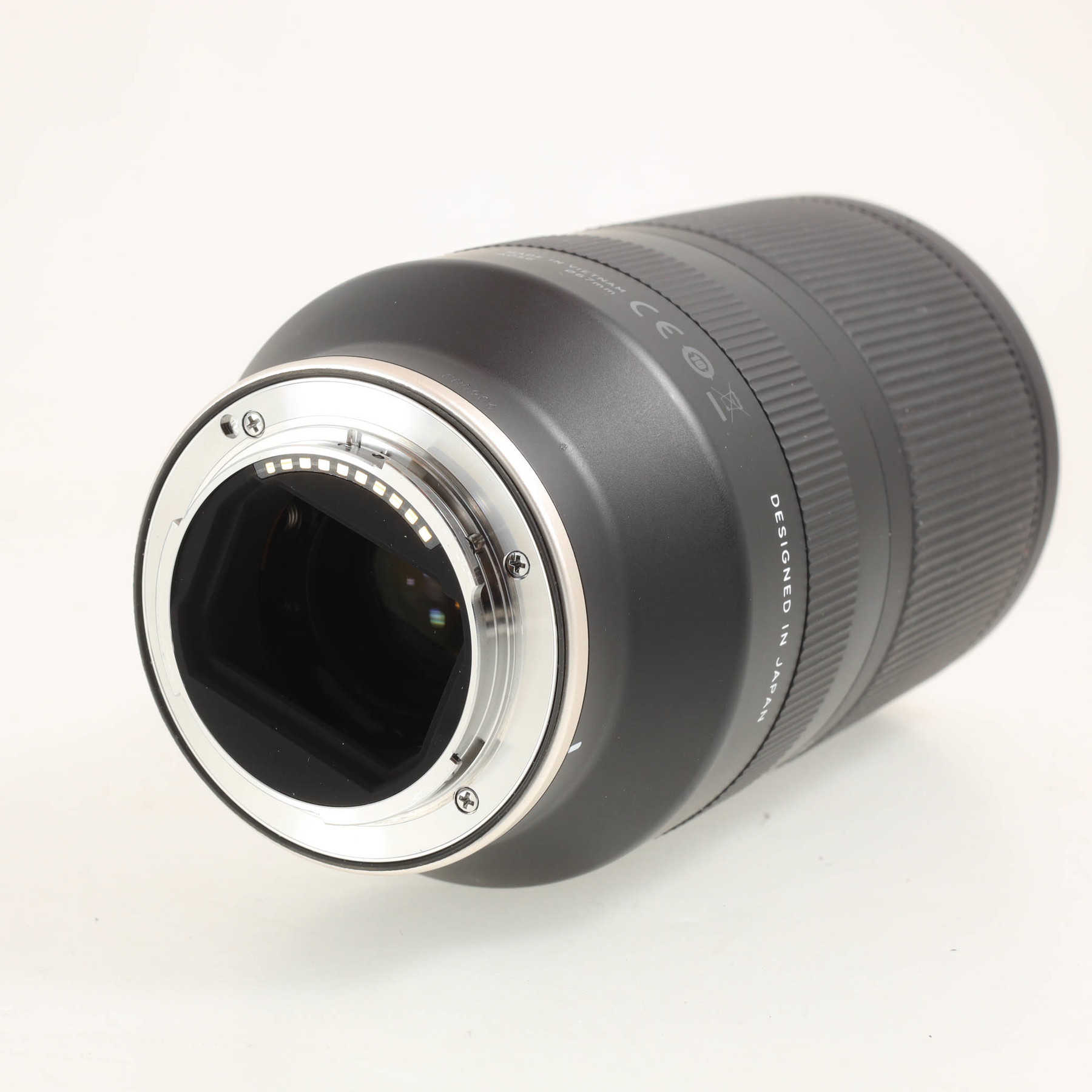 Tamron 70-180mm f/2.8 Di III VXD (Sony E) Tamron 70-180mm f/2.8 Di III VXD (Sony E)