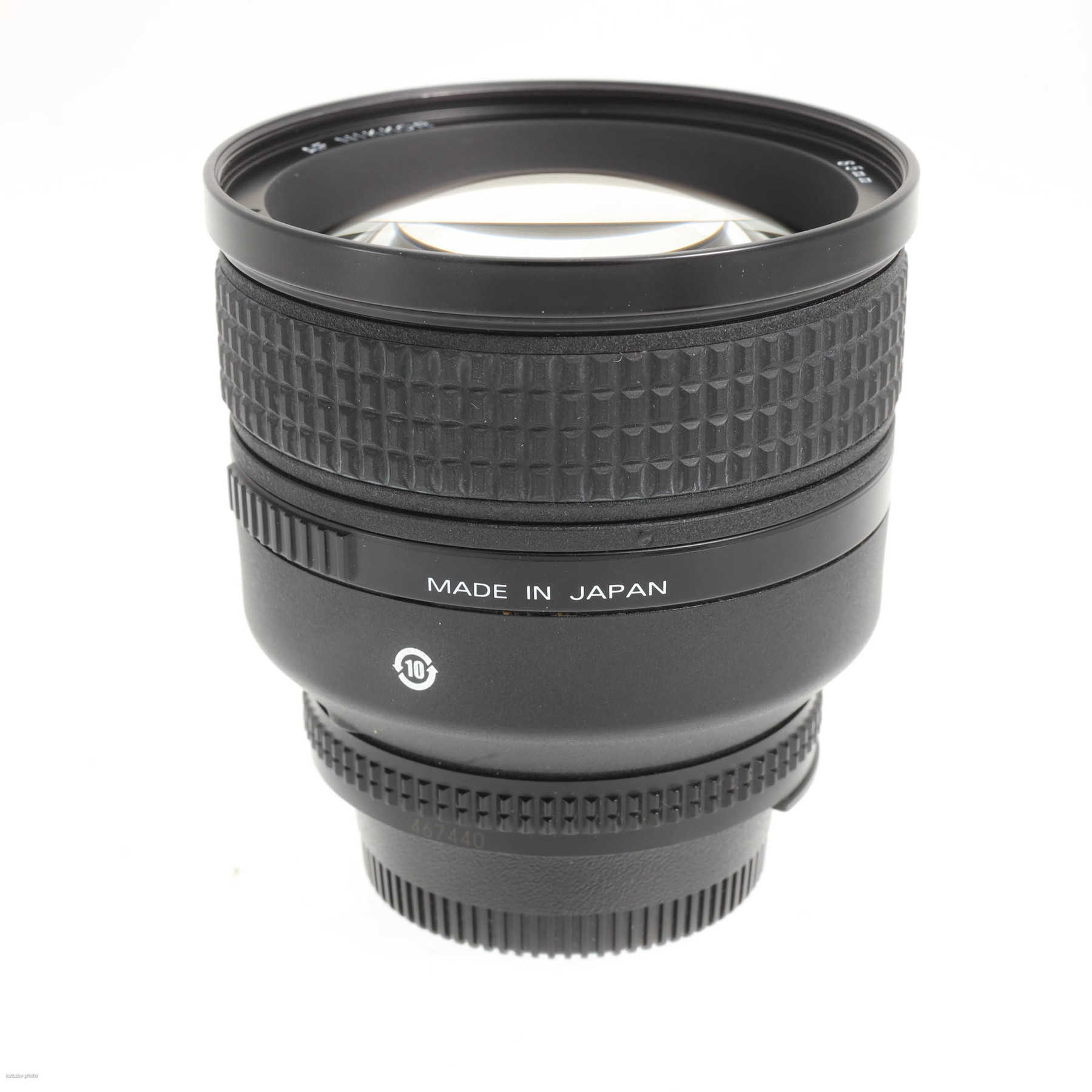 Nikon AF Nikkor 85mm f/1.4D Nikon AF Nikkor 85mm f/1.4D