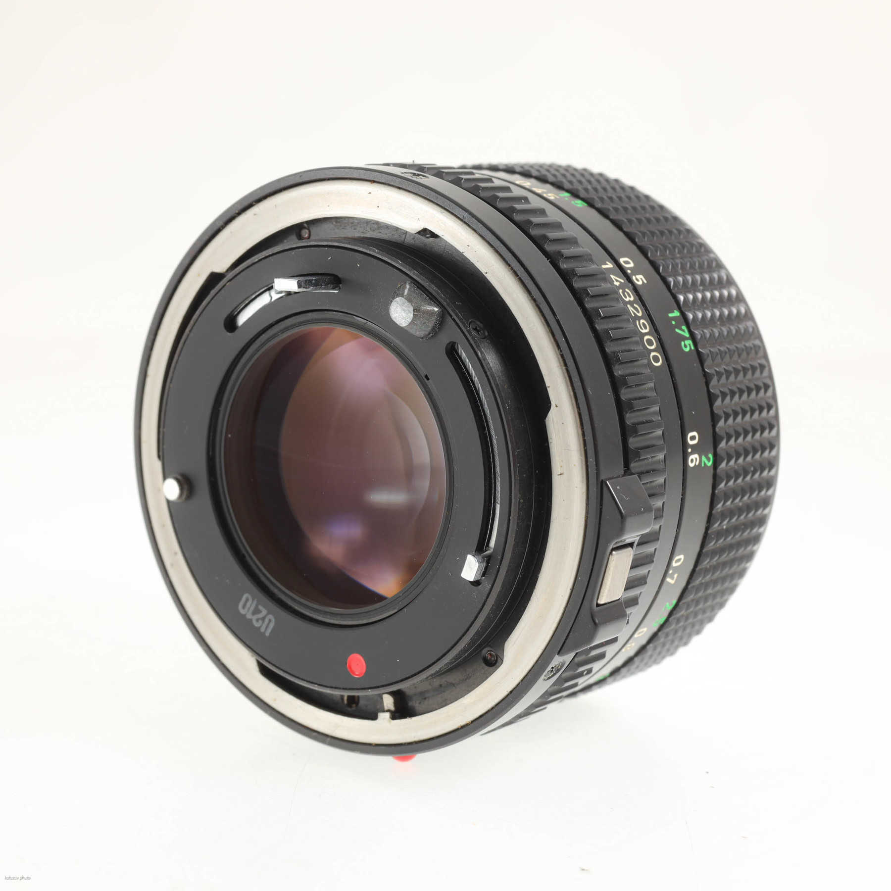 Canon F-1 с объективом FD 50mm f/1.4 Canon F-1 с объективом FD 50mm f/1.4