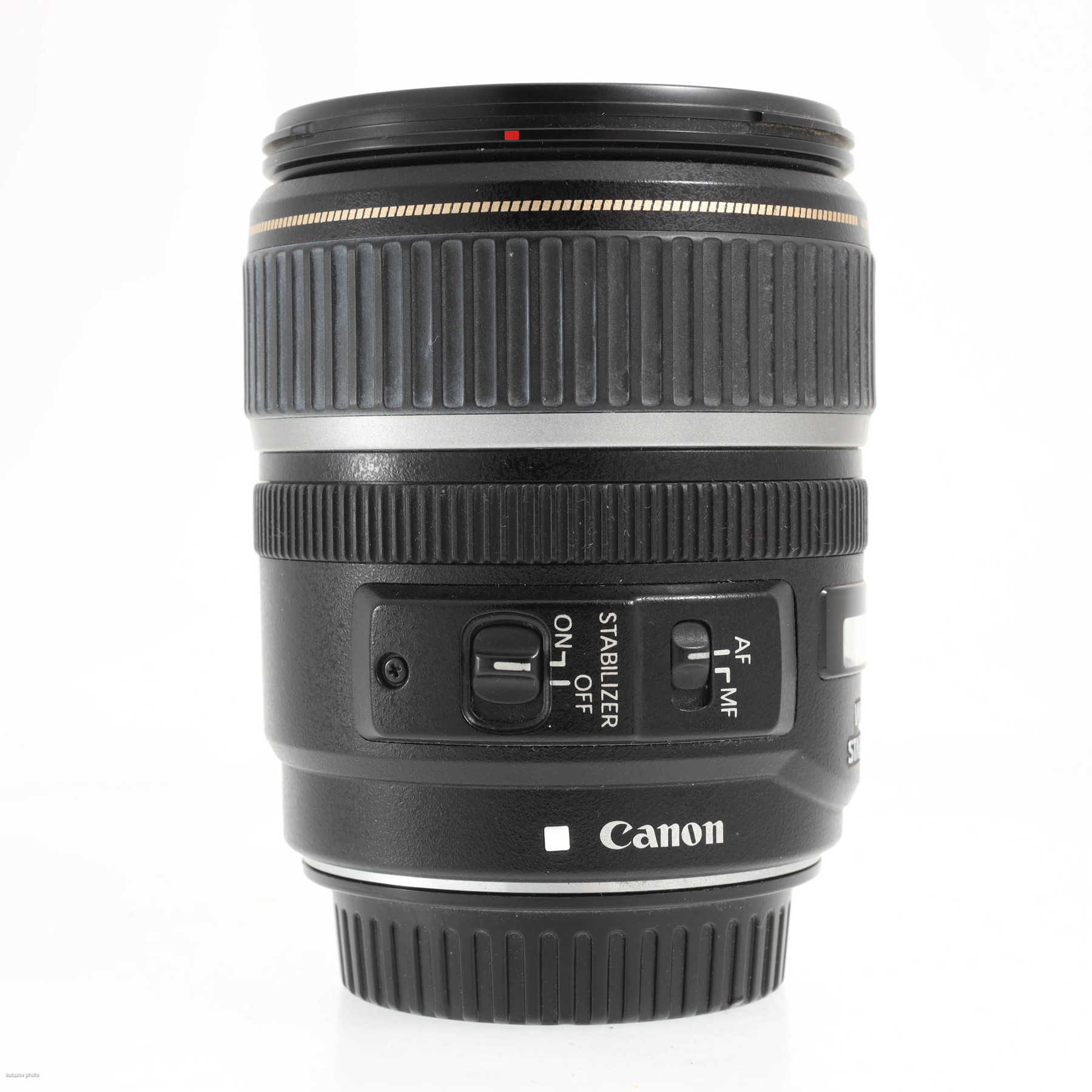 Canon 17-85mm f/4-5.6 EF-S IS USM Canon 17-85mm f/4-5.6 EF-S IS USM