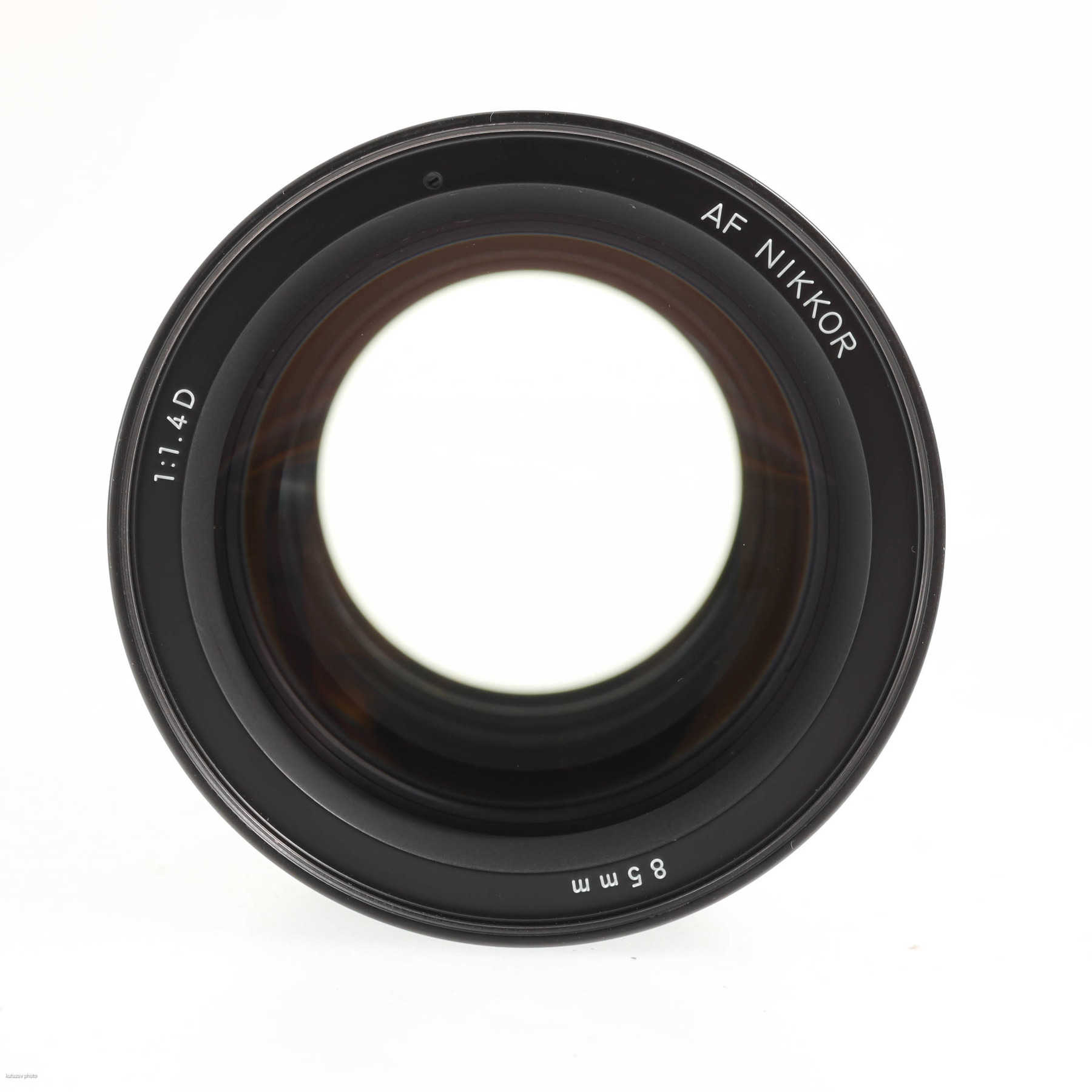 Nikon AF Nikkor 85mm f/1.4D Nikon AF Nikkor 85mm f/1.4D