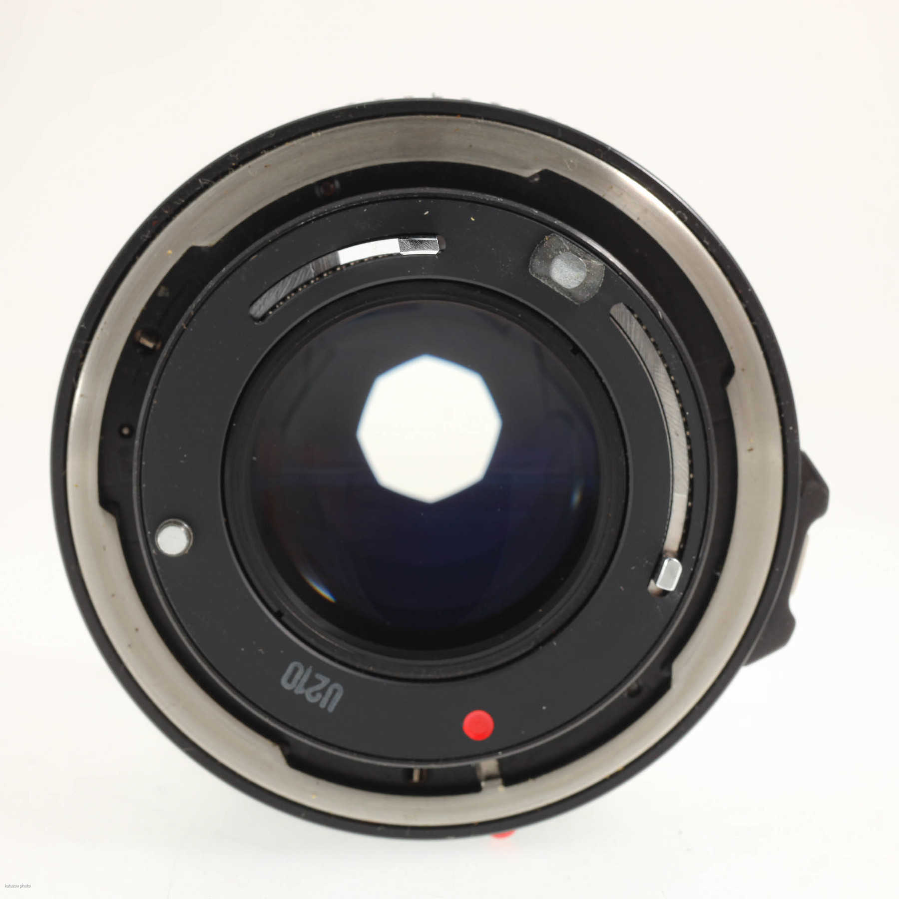 Canon F-1 с объективом FD 50mm f/1.4 Canon F-1 с объективом FD 50mm f/1.4