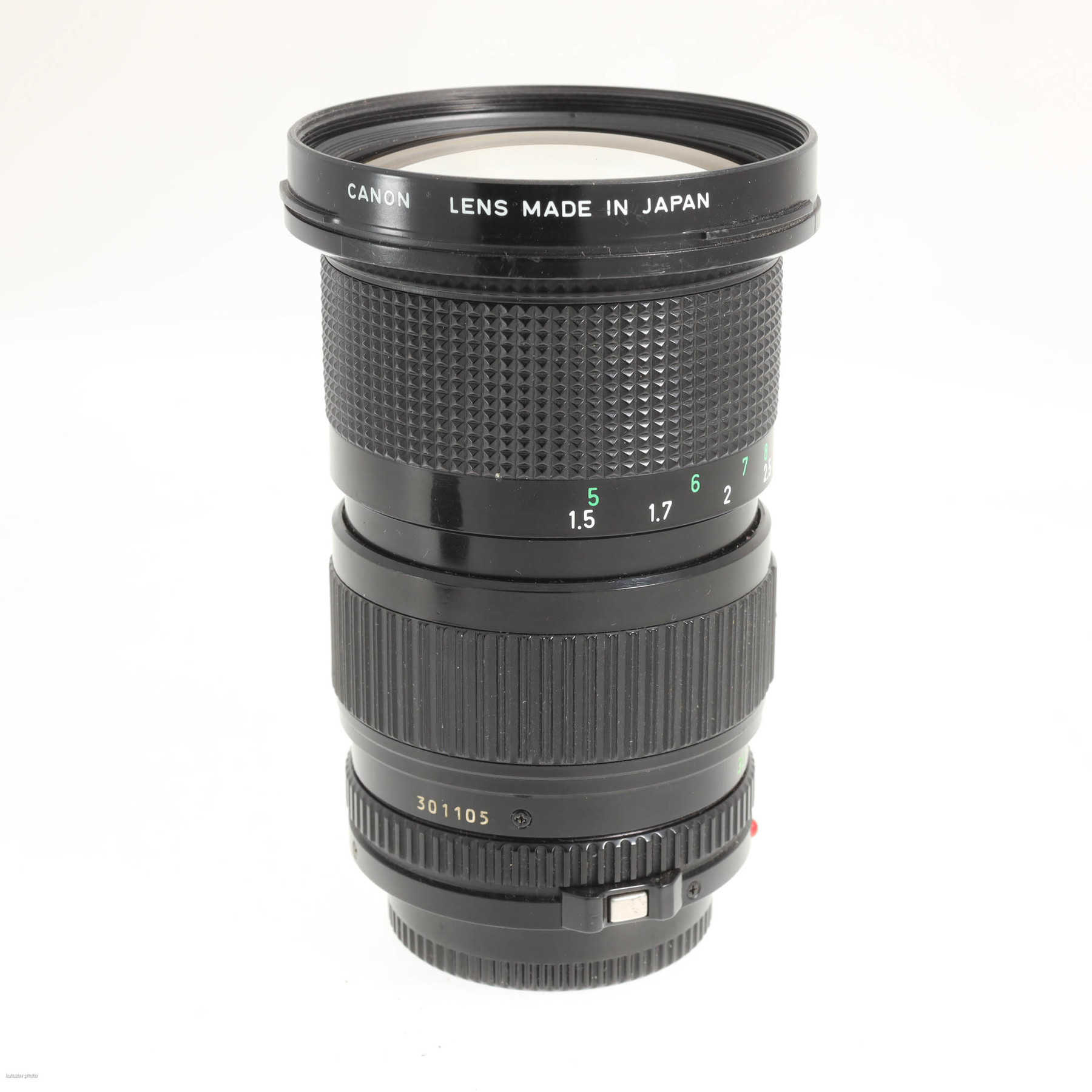 Canon FD 35-105mm f/3.5 Canon FD 35-105mm f/3.5