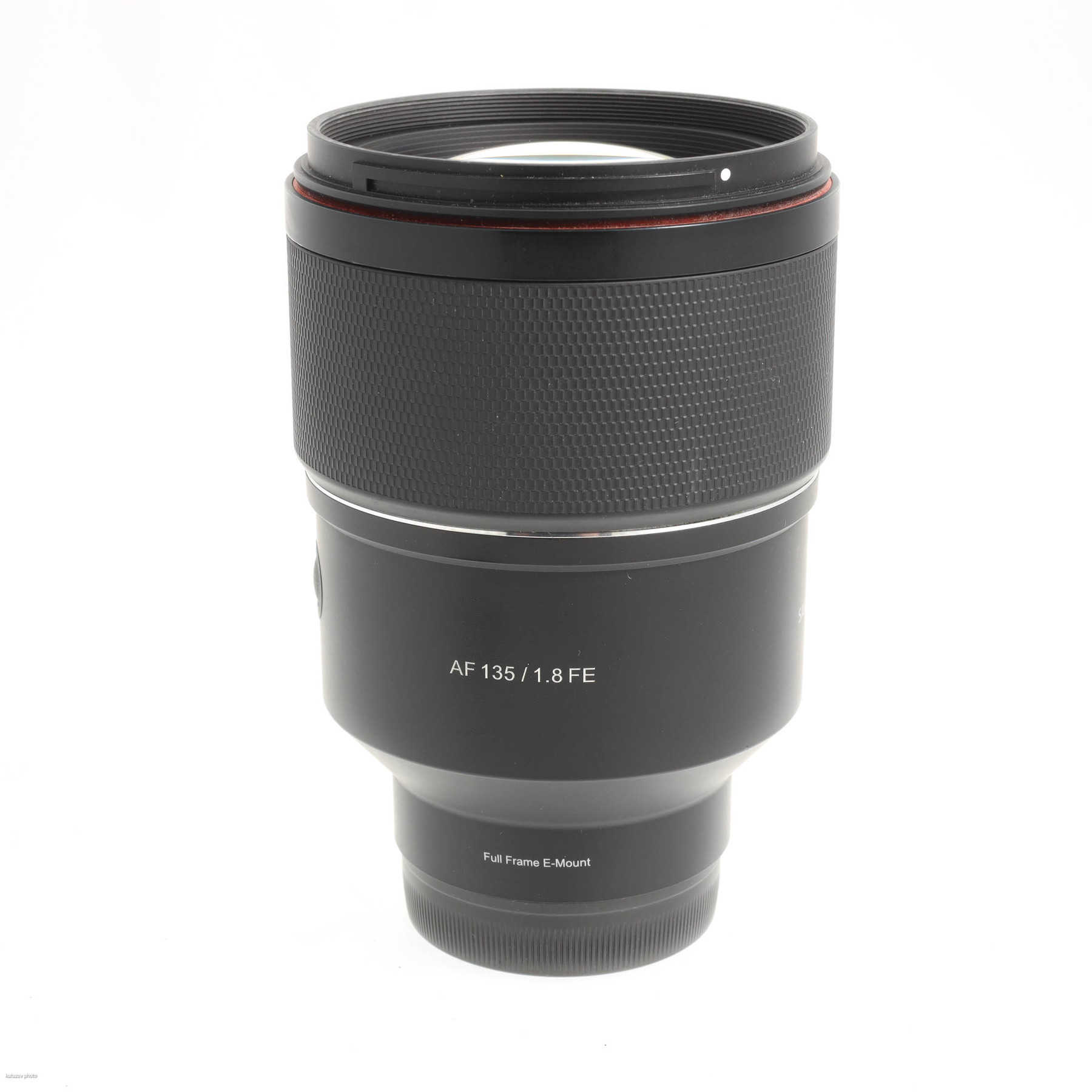 Samyang AF 135mm f/1.8 FE (Canon EF) Samyang AF 135mm f/1.8 FE (Canon EF)