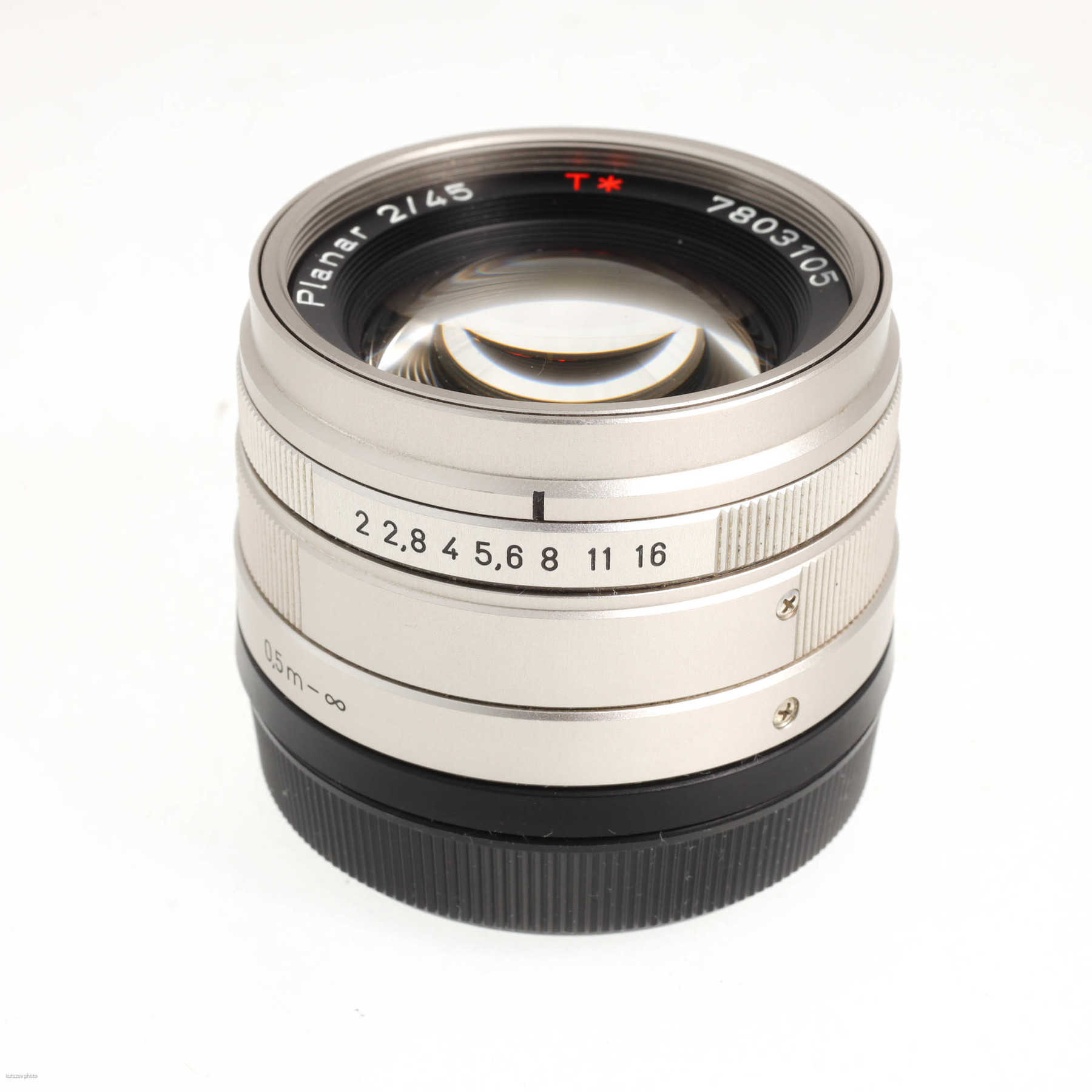 Contax G 45mm f/2 T* Carl Zeiss Planar Contax G 45mm f/2 T* Carl Zeiss Planar