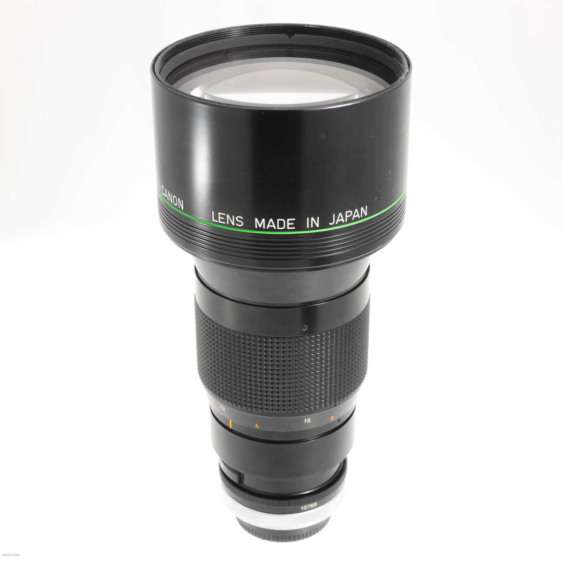 Canon FD 300mm f/2.8 S.S.C. Fluorite Canon FD 300mm f/2.8 S.S.C. Fluorite