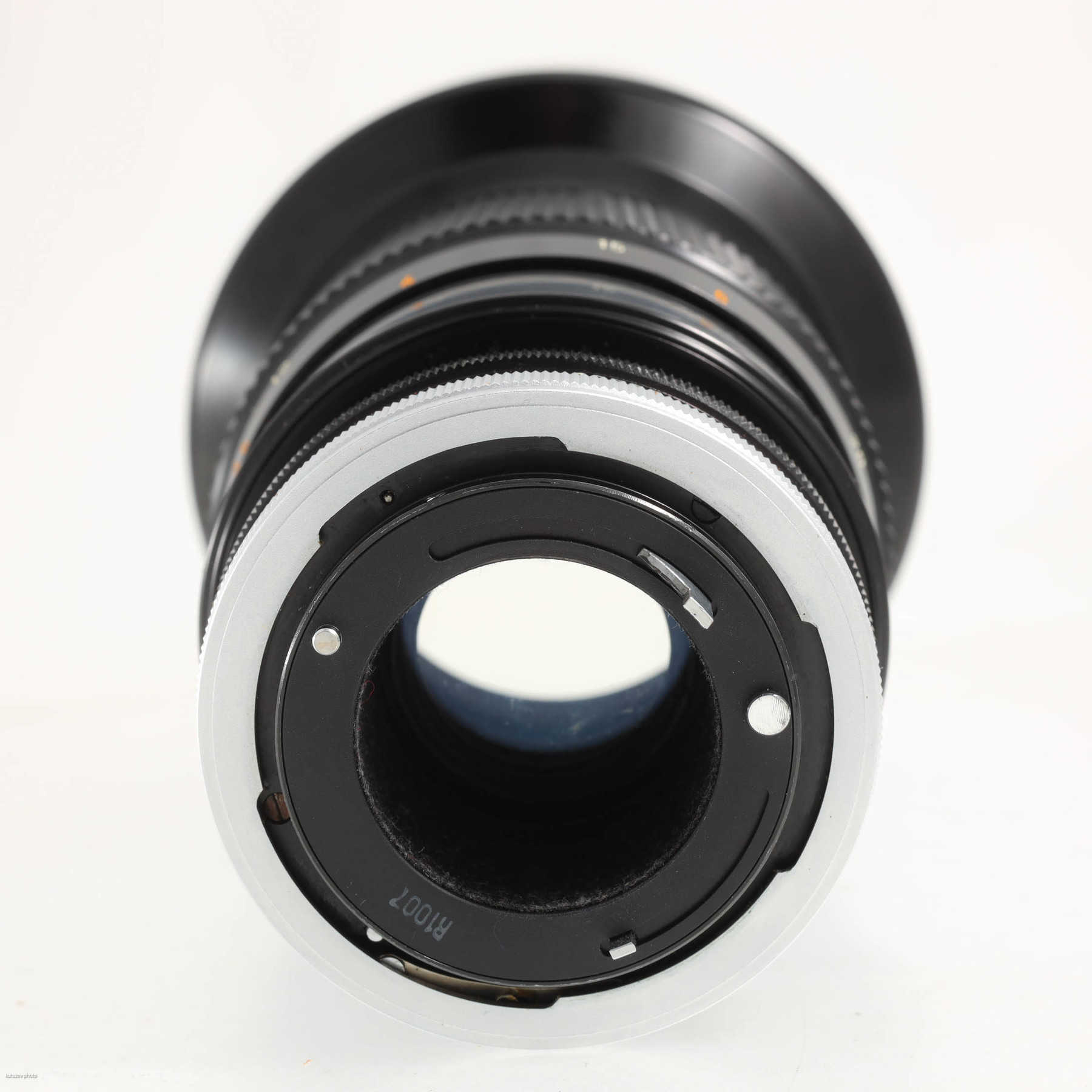 Canon FD 300mm f/2.8 S.S.C. Fluorite Canon FD 300mm f/2.8 S.S.C. Fluorite