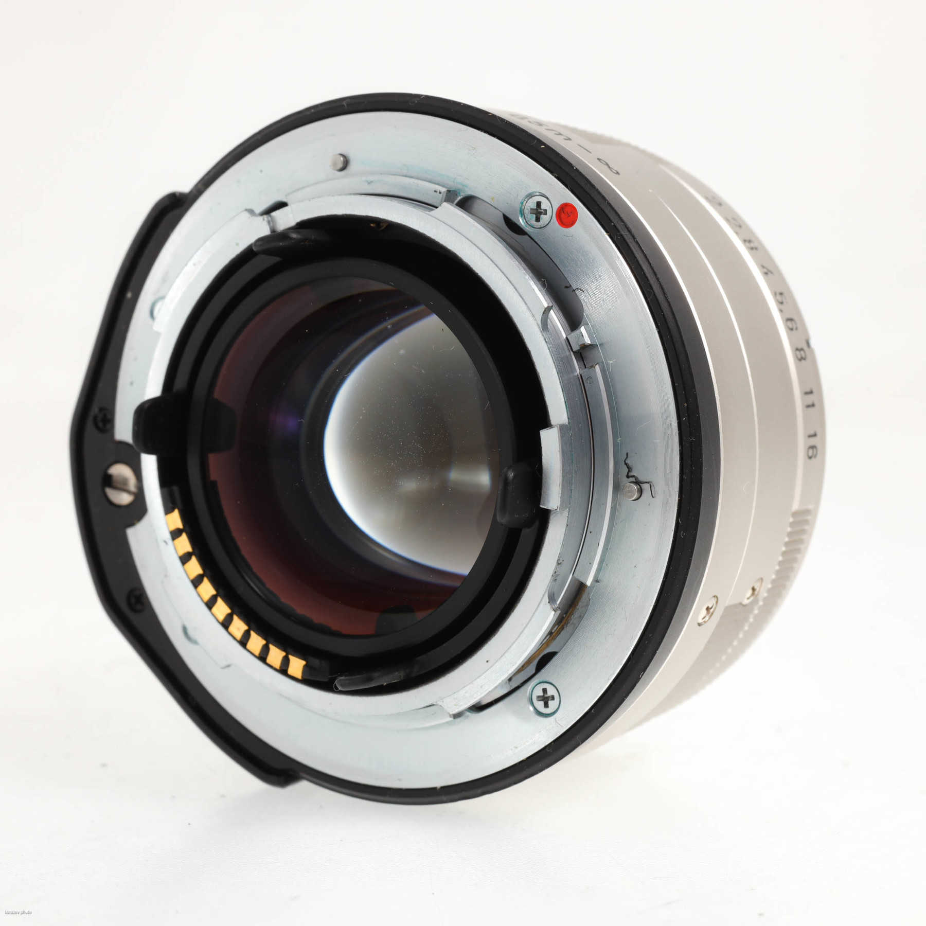 Contax G 35mm f/2 T* Carl Zeiss Planar Contax G 35mm f/2 T* Carl Zeiss Planar