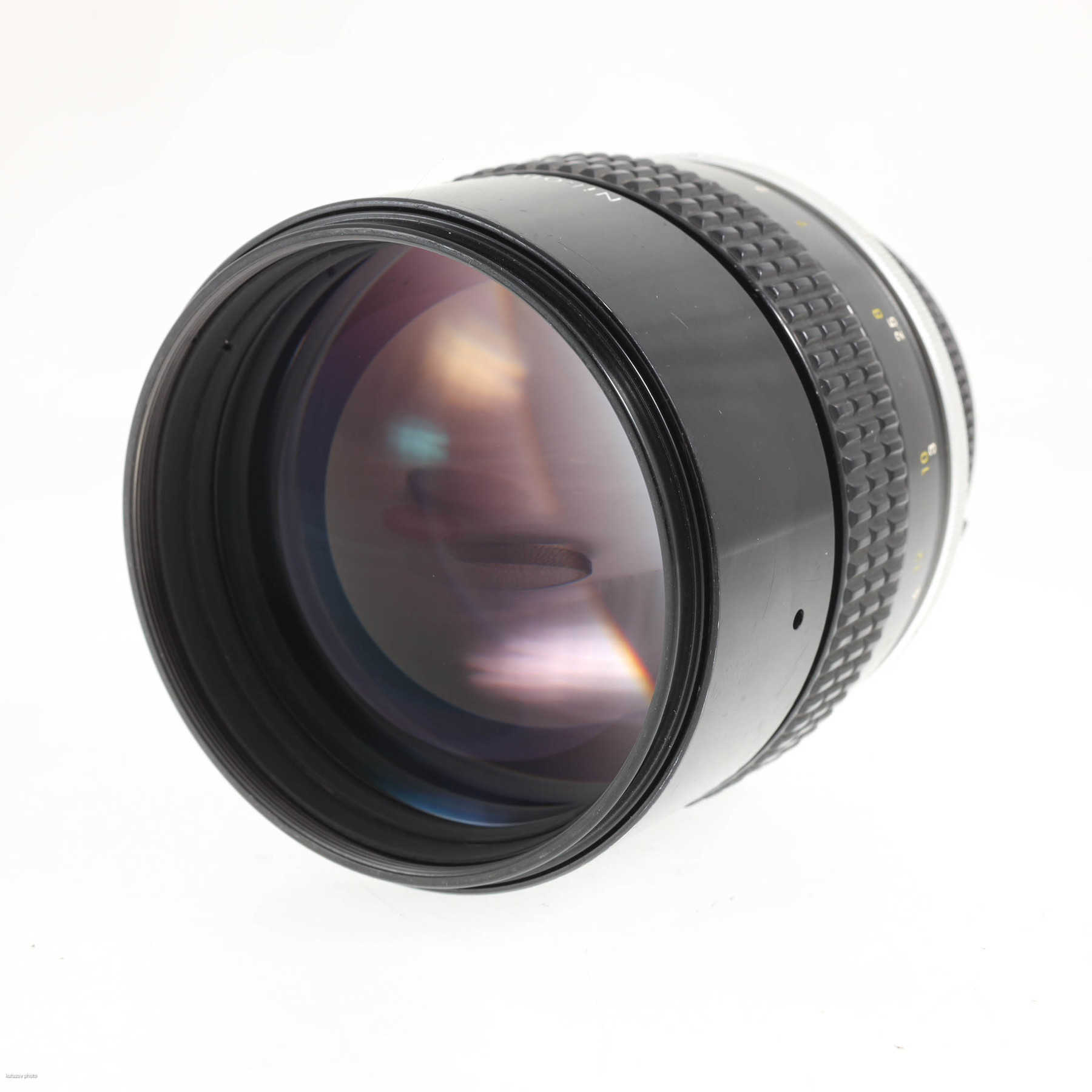 Nikon 135mm f/2 Ai Nikkor Nikon 135mm f/2 Ai Nikkor