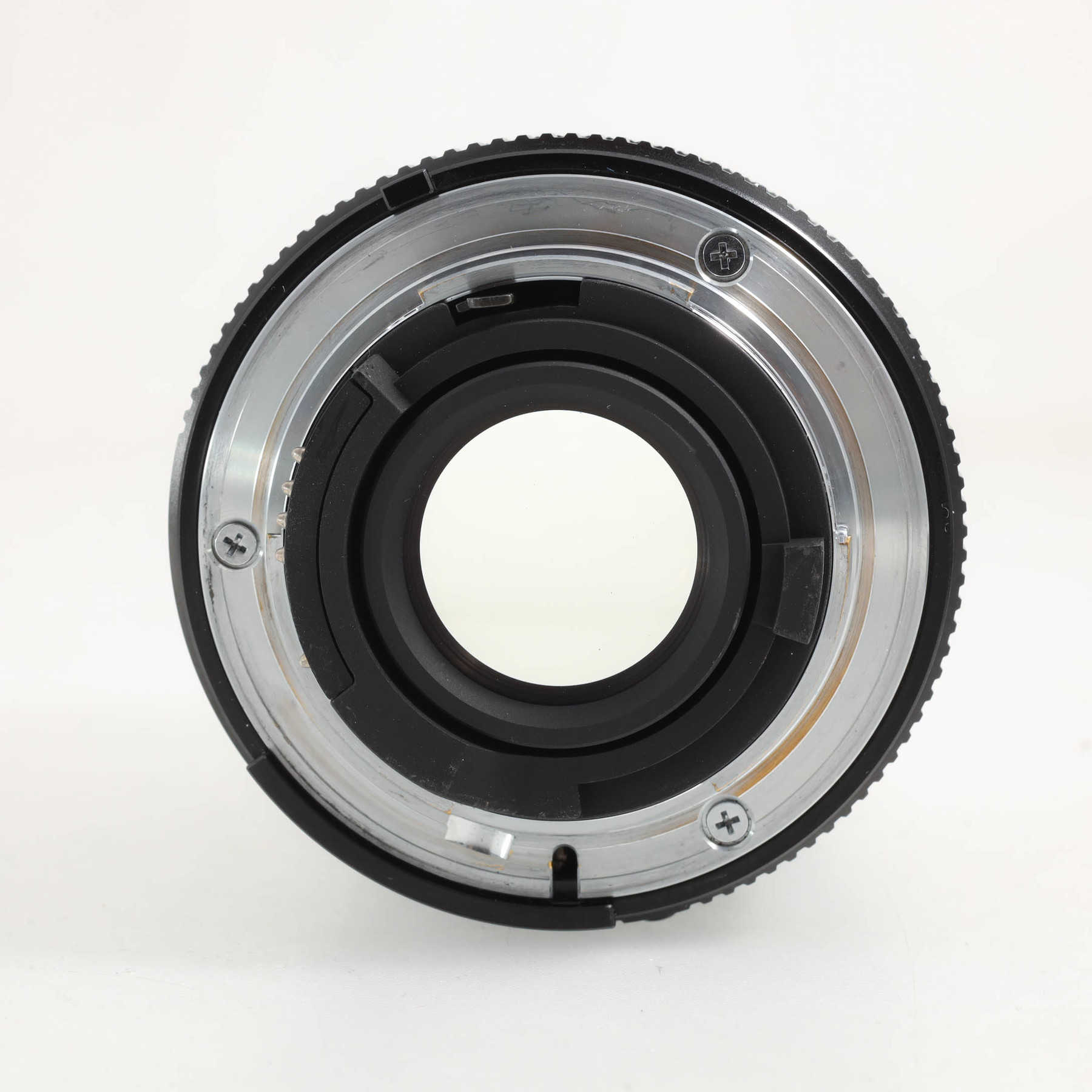 Zeiss 28mm f/2 Distagon T* ZF.2 Zeiss 28mm f/2 Distagon T* ZF.2