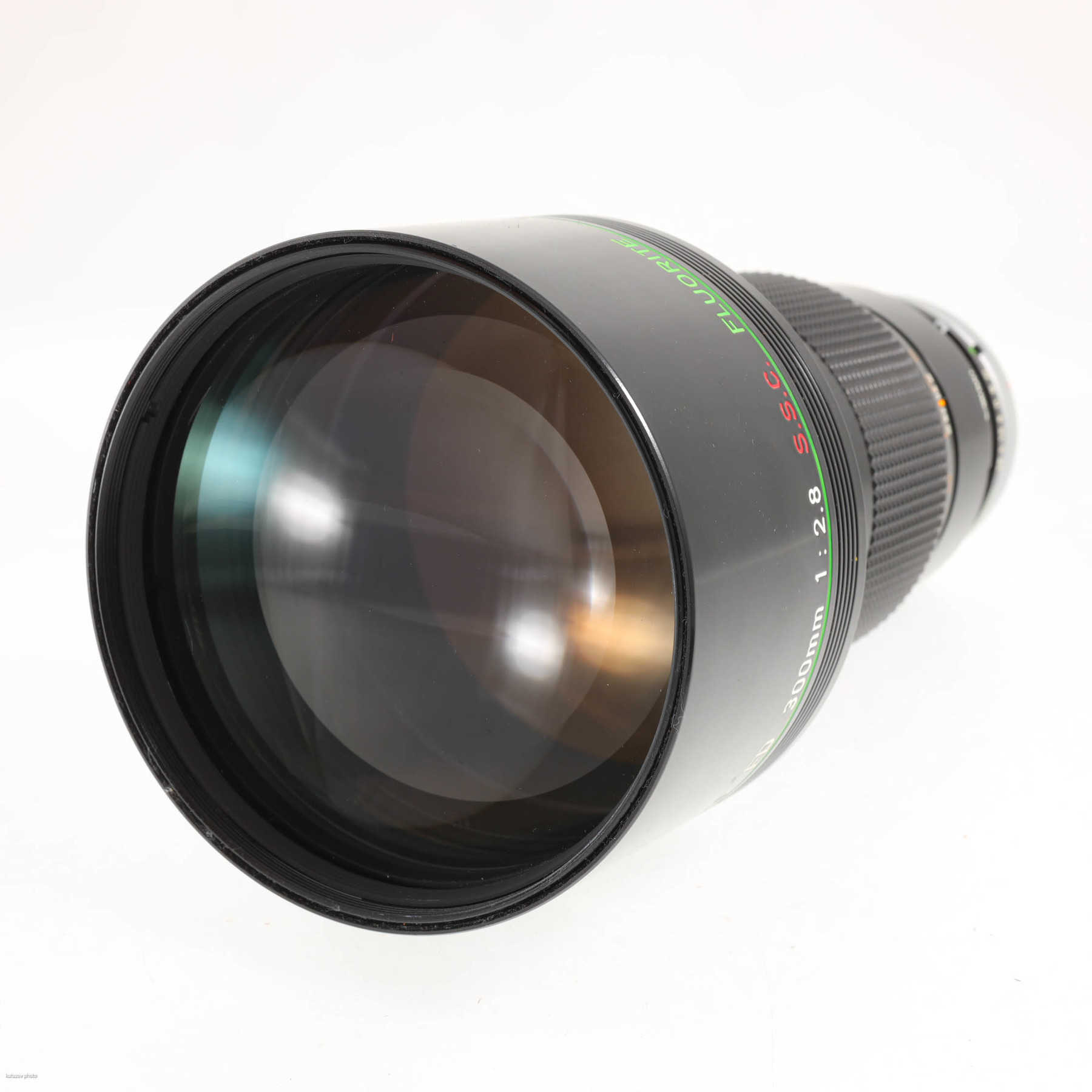 Canon FD 300mm f/2.8 S.S.C. Fluorite Canon FD 300mm f/2.8 S.S.C. Fluorite