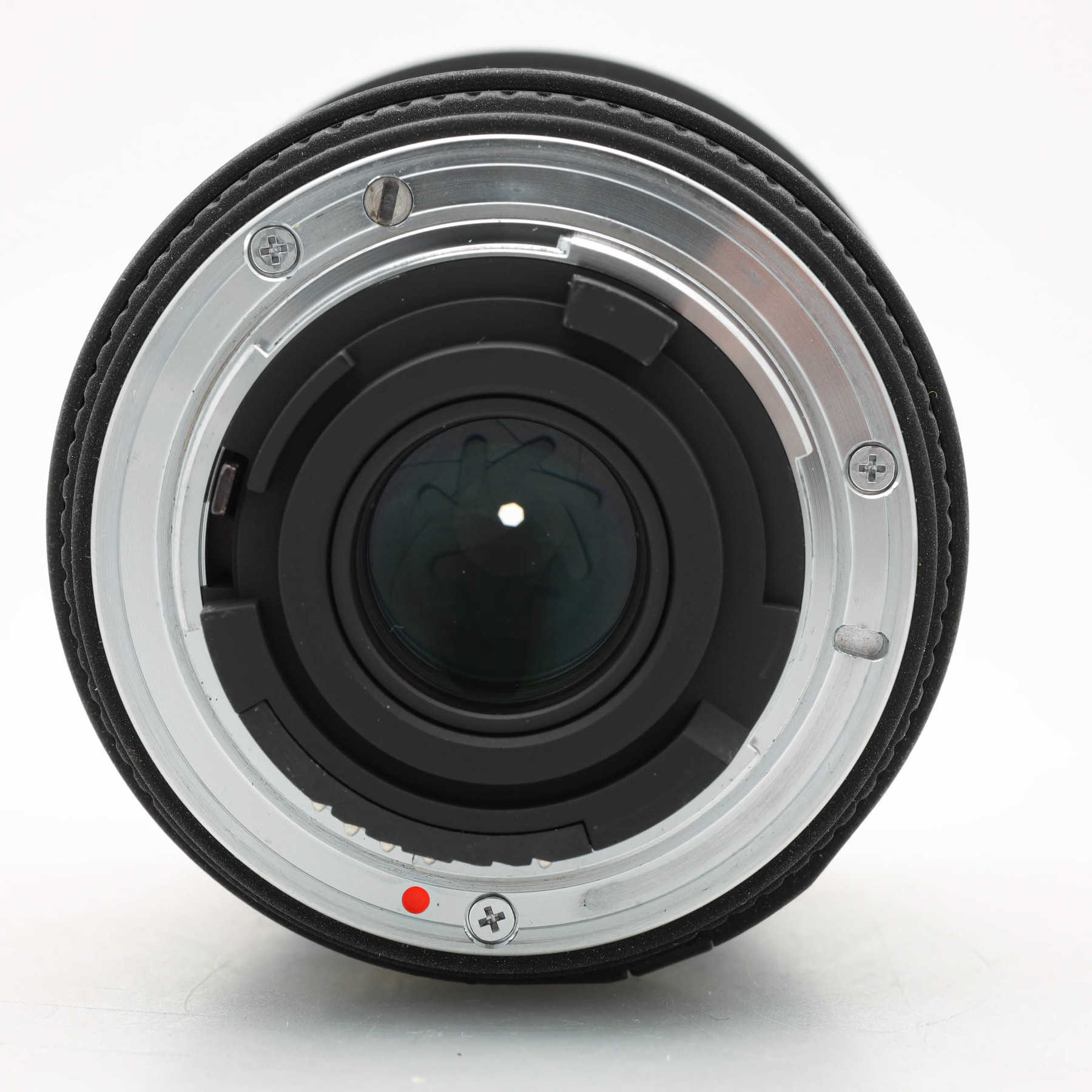 Sigma 17-70mm f/2.8-4.5 DC (Nikon F/AF) Sigma 17-70mm f/2.8-4.5 DC (Nikon F/AF)