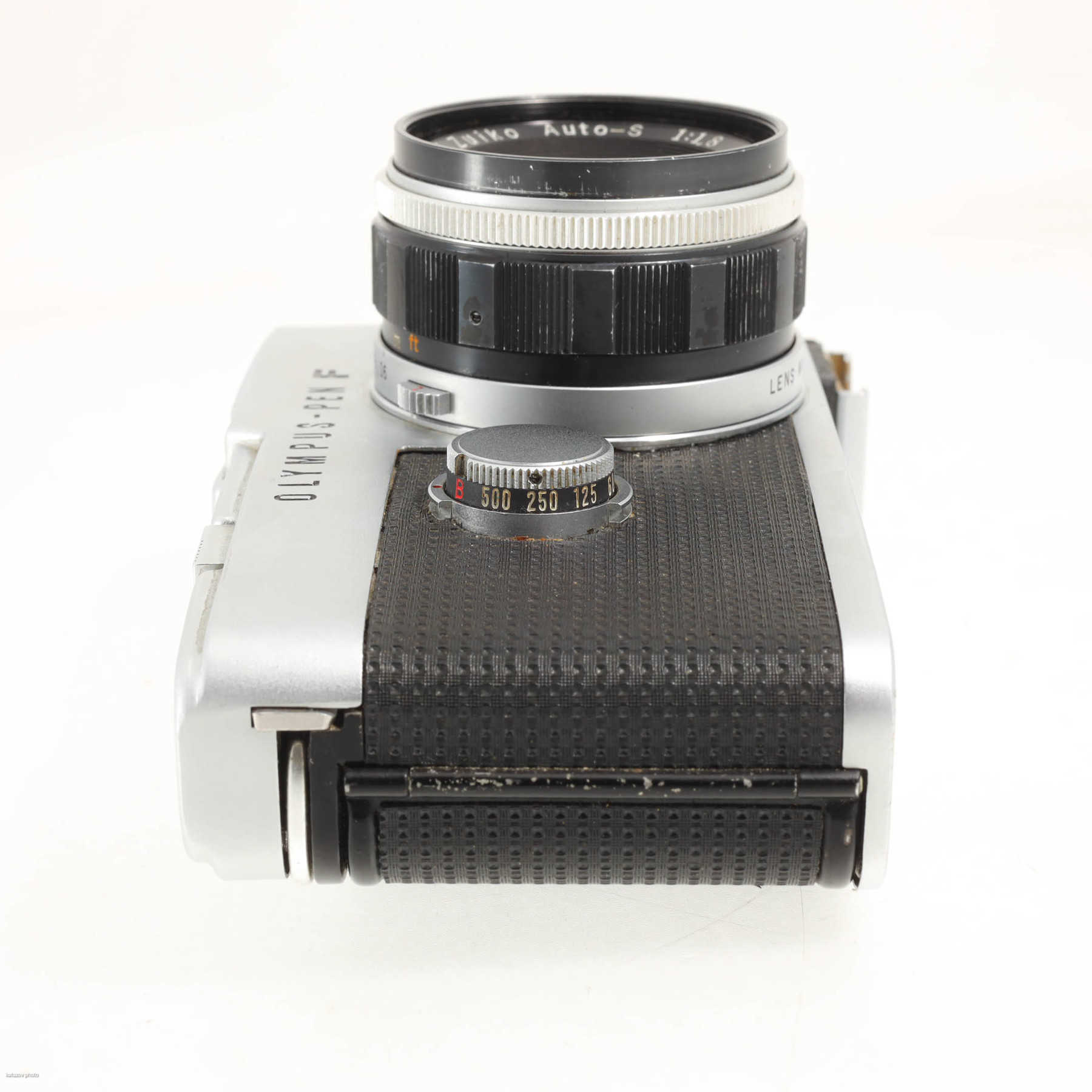 Olympus PEN F с объективом 35mm f/1.8 F.Zuiko Olympus PEN F с объективом 35mm f/1.8 F.Zuiko