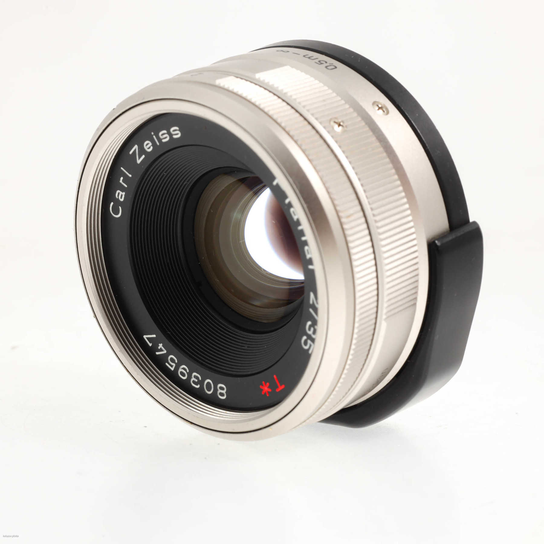 Contax G 35mm f/2 T* Carl Zeiss Planar Contax G 35mm f/2 T* Carl Zeiss Planar