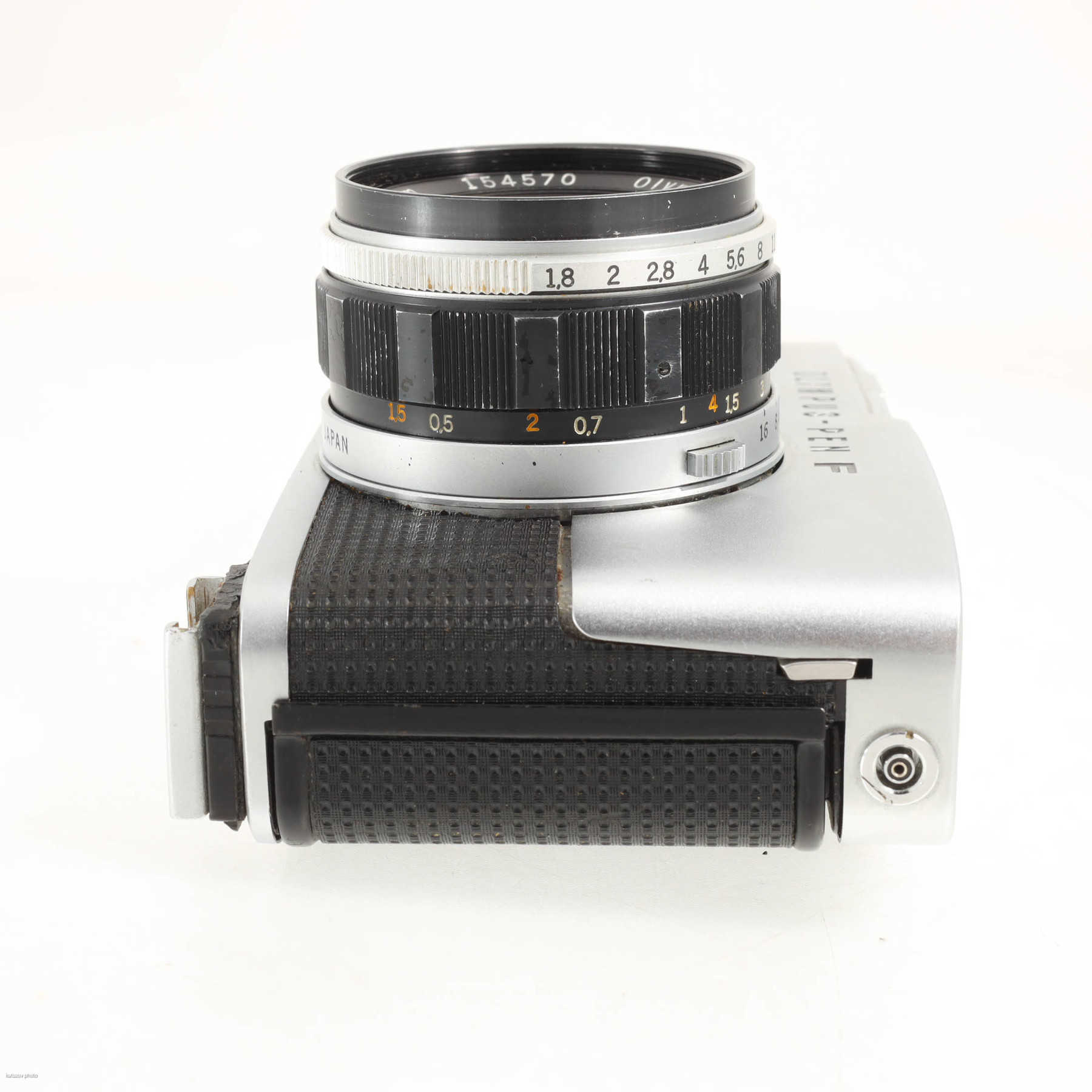 Olympus PEN F с объективом 35mm f/1.8 F.Zuiko Olympus PEN F с объективом 35mm f/1.8 F.Zuiko