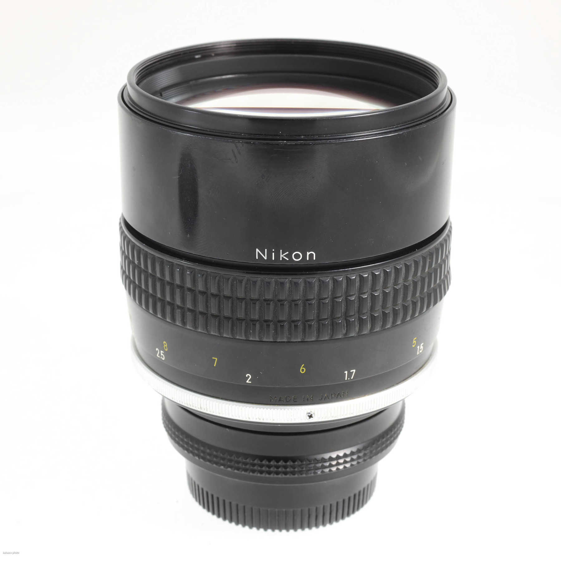 Nikon 135mm f/2 Ai Nikkor Nikon 135mm f/2 Ai Nikkor