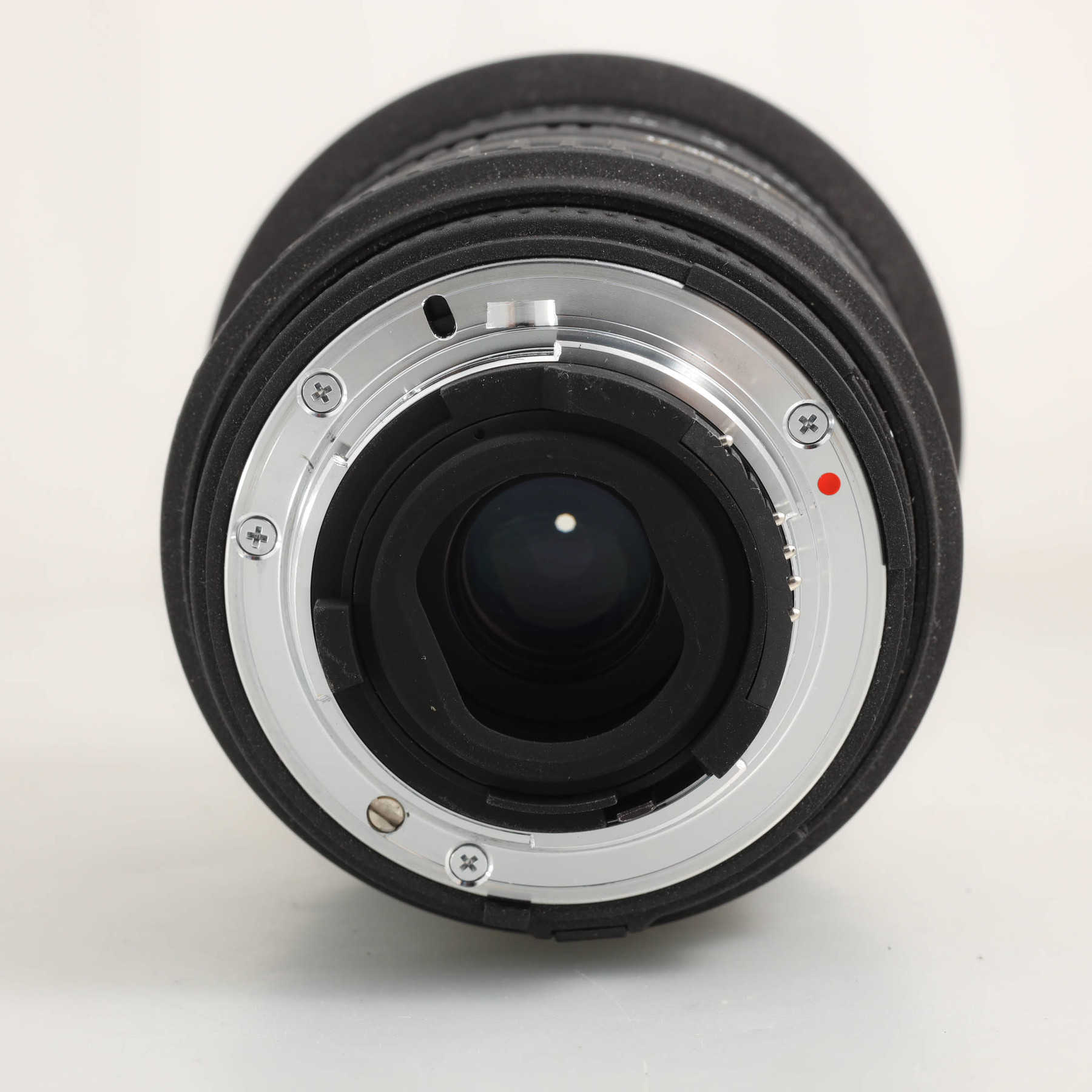 Sigma 17-35mm f/2.8-4 D EX Aspherical (Nikon F/AF) Sigma 17-35mm f/2.8-4 D EX Aspherical (Nikon F/AF)