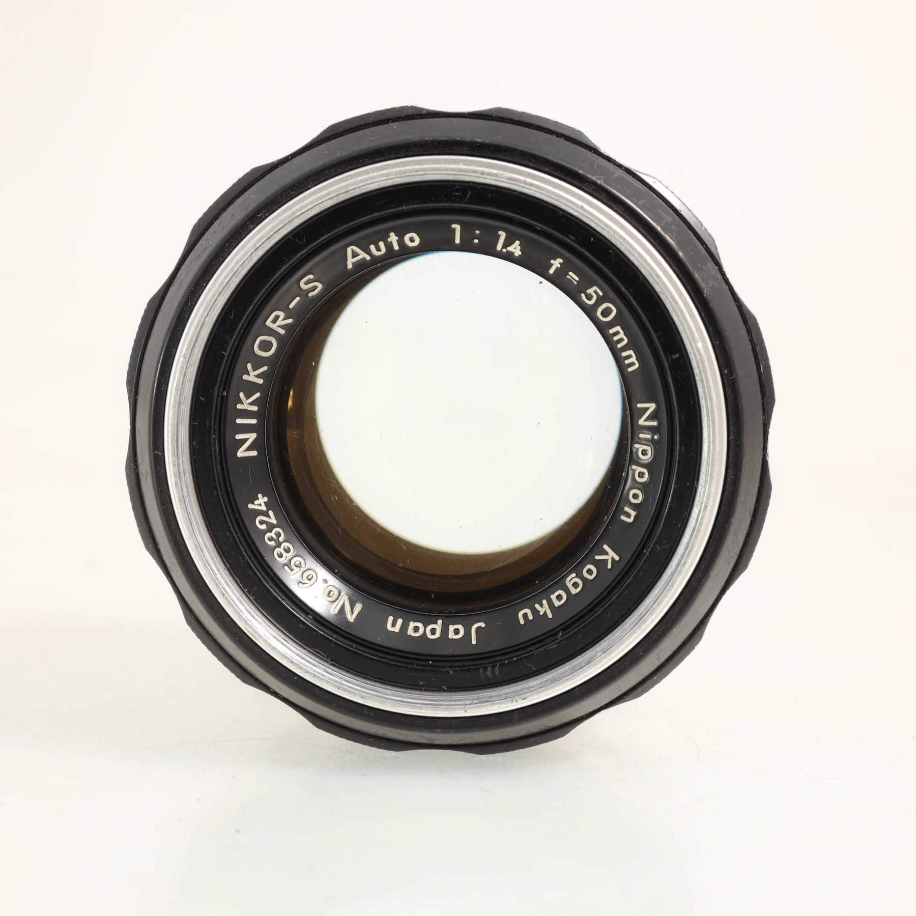 Nikon 50mm f/1.4 Nikkor-S Nikon 50mm f/1.4 Nikkor-S