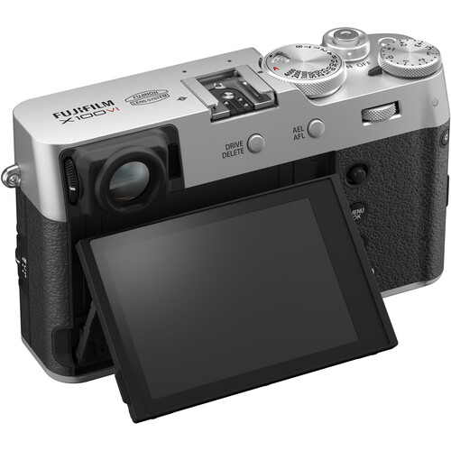Fujifilm X100VI silver