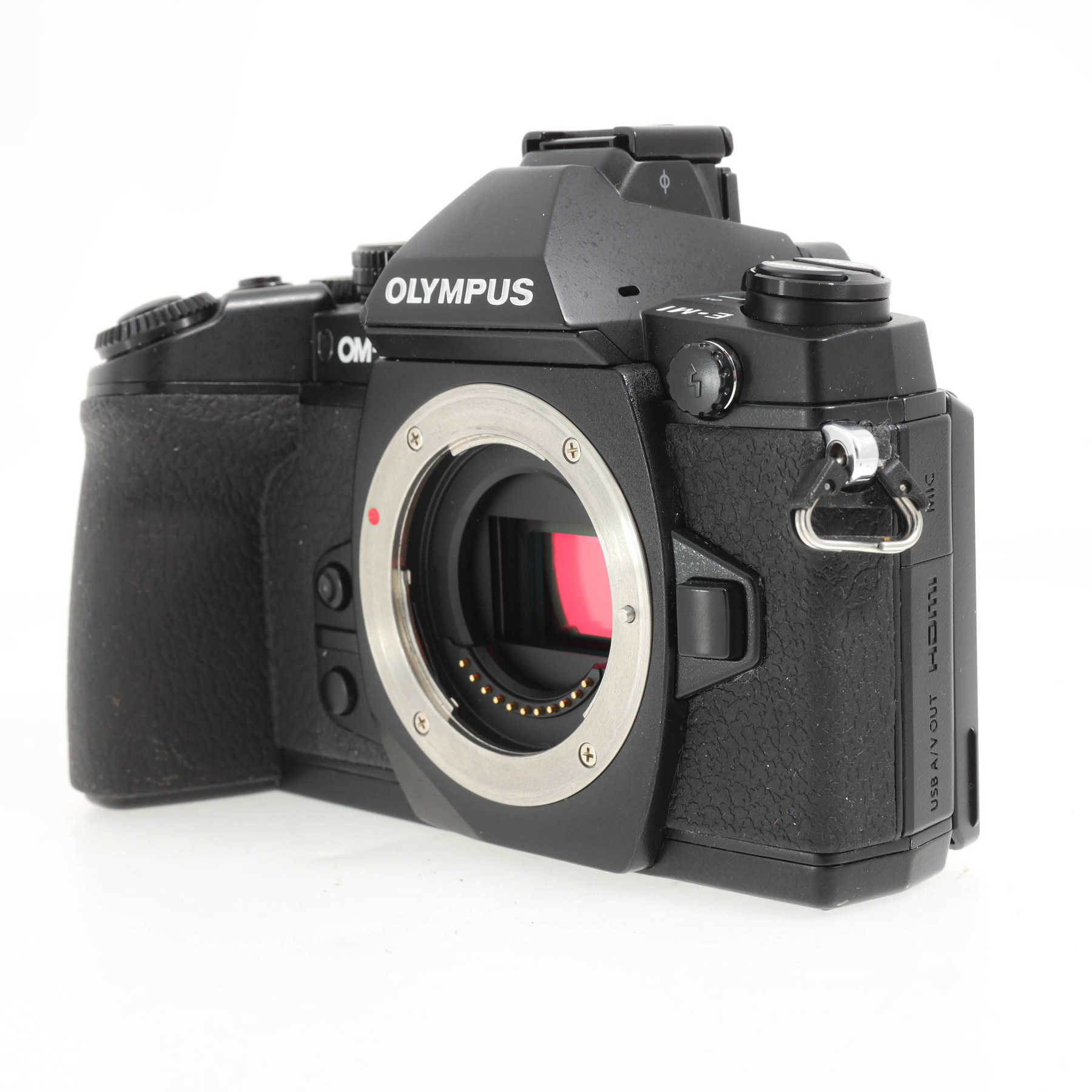 Olympus OM-D E-M1 с вертикальной рукояткой HLD-7 Olympus OM-D E-M1 с вертикальной рукояткой HLD-7