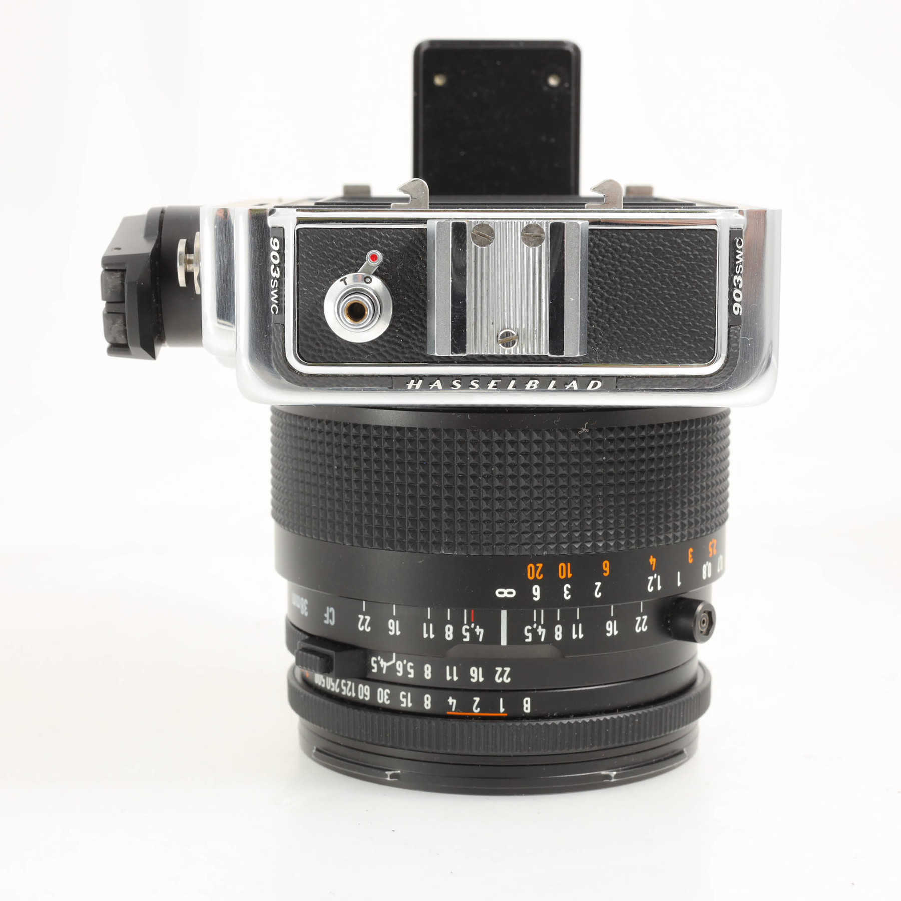 Hasselblad 903SWC (Carl Zeiss Biogon 38mm f/4.5) Hasselblad 903SWC (Carl Zeiss Biogon 38mm f/4.5)