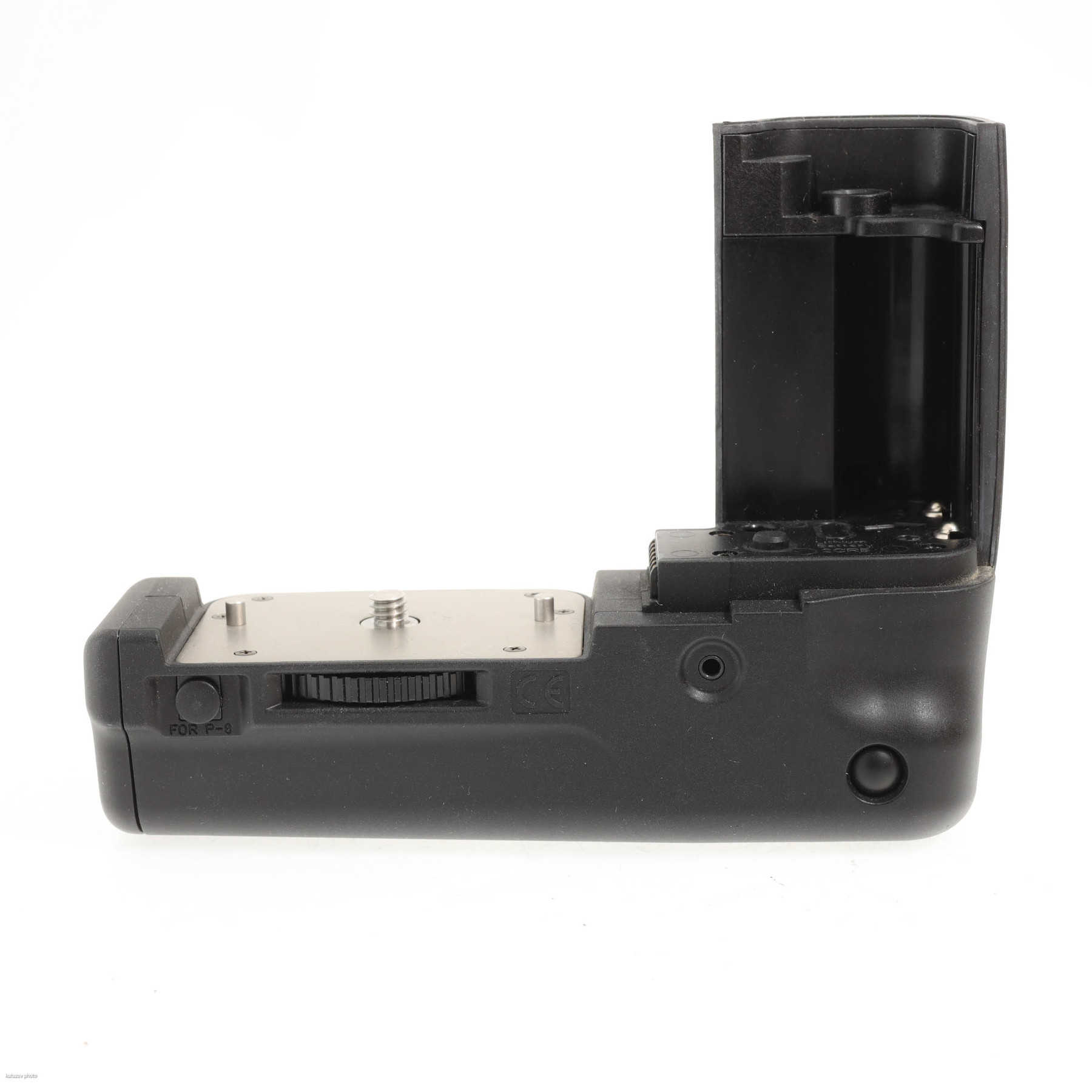 Contax 645 MP-1 вертикальная рукоятка Contax 645 MP-1 вертикальная рукоятка