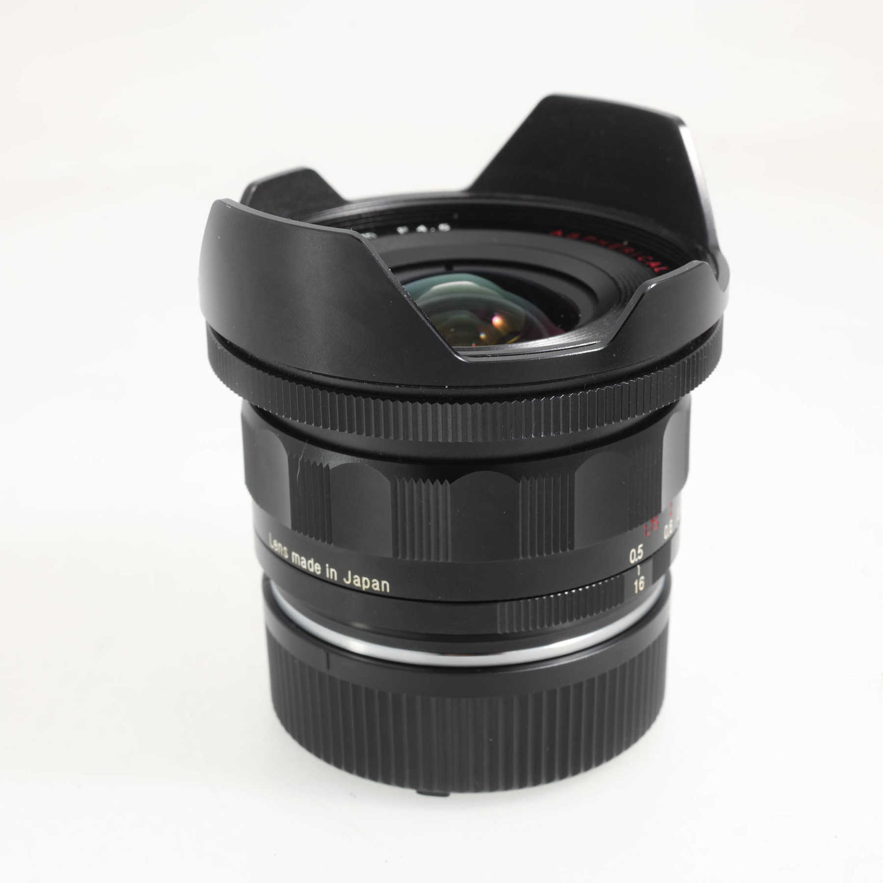 Voigtländer Super Wide-Heliar 15mm f/4.5 Aspherical III Voigtländer Super Wide-Heliar 15mm f/4.5 Aspherical III