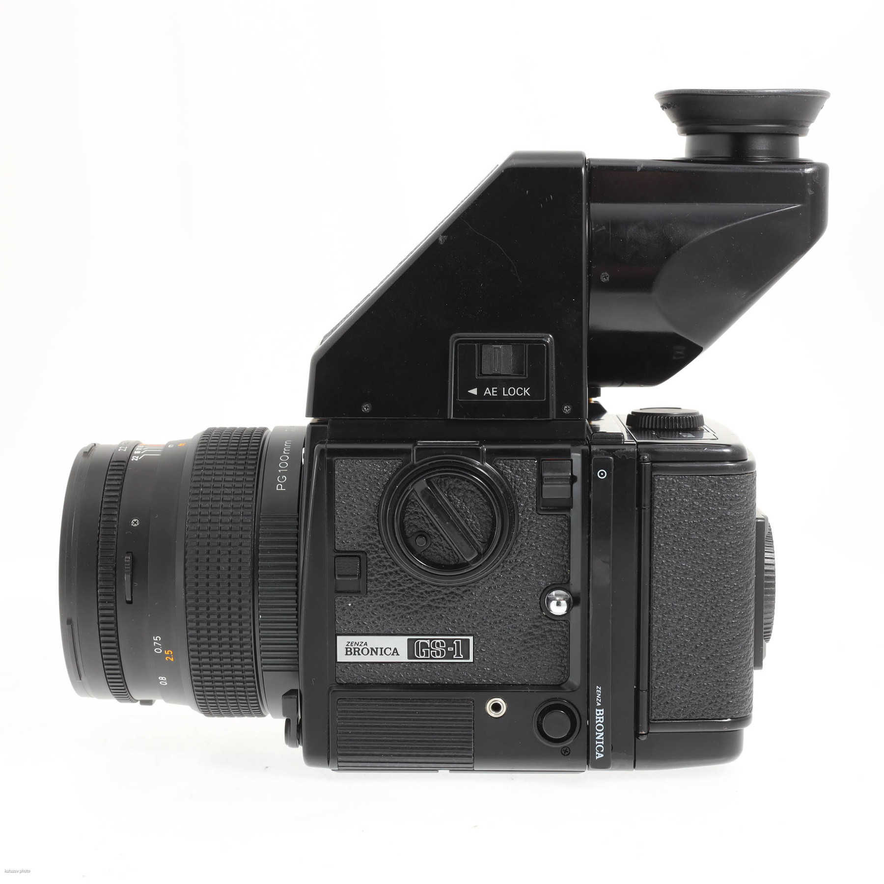 Bronica GS-1 с объективом 100mm f/3.5 Zenzanon-PG Bronica GS-1 с объективом 100mm f/3.5 Zenzanon-PG
