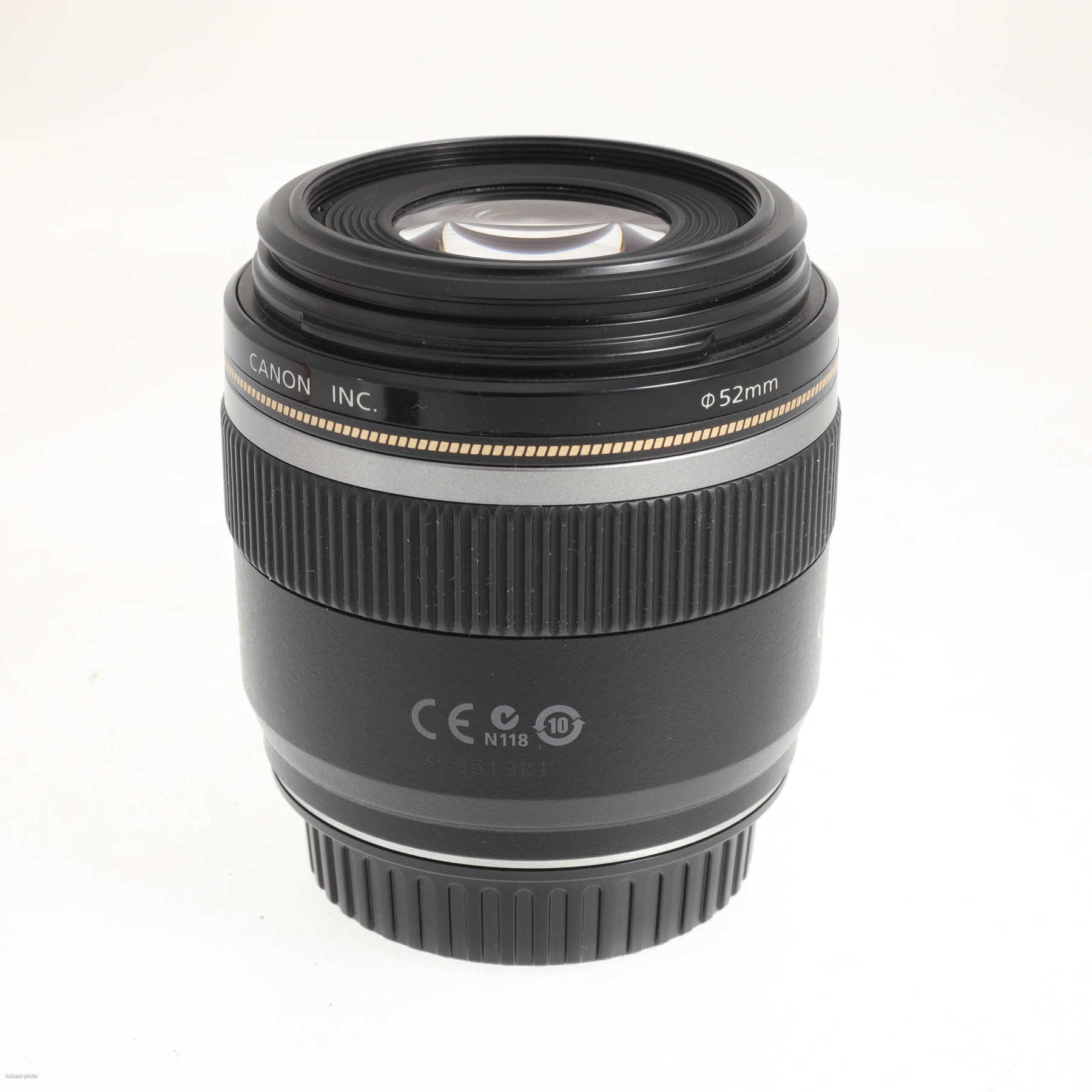 Canon EF-S 60mm f/2.8 Macro USM Canon EF-S 60mm f/2.8 Macro USM