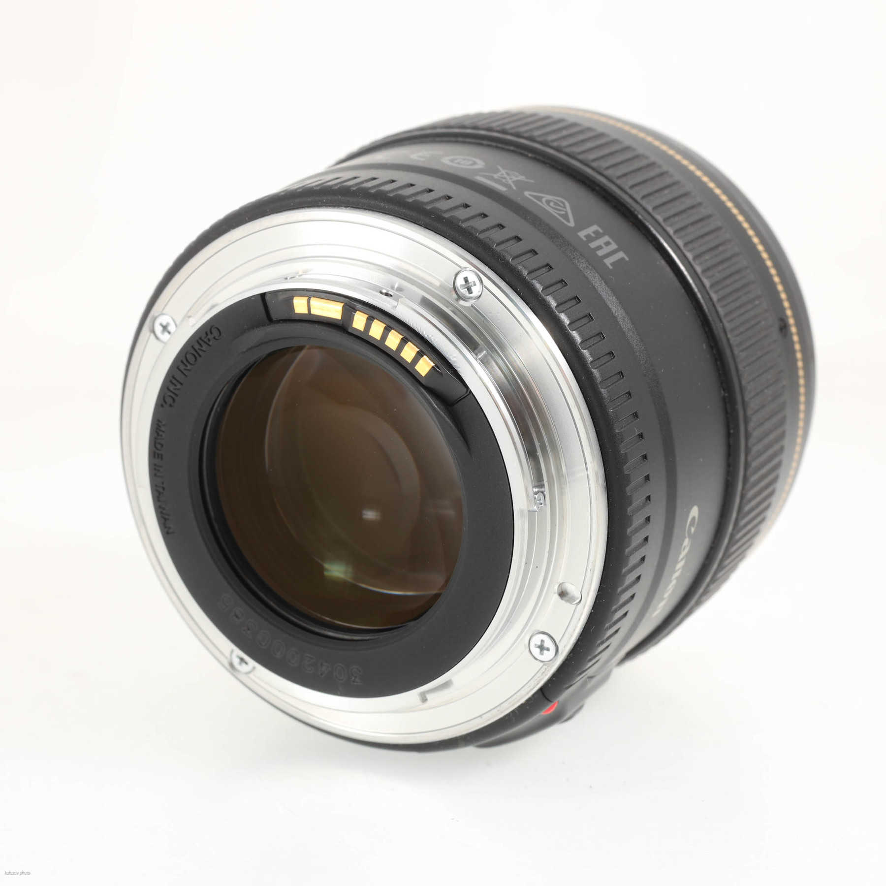 Canon EF 85mm f/1.8 USM Canon EF 85mm f/1.8 USM