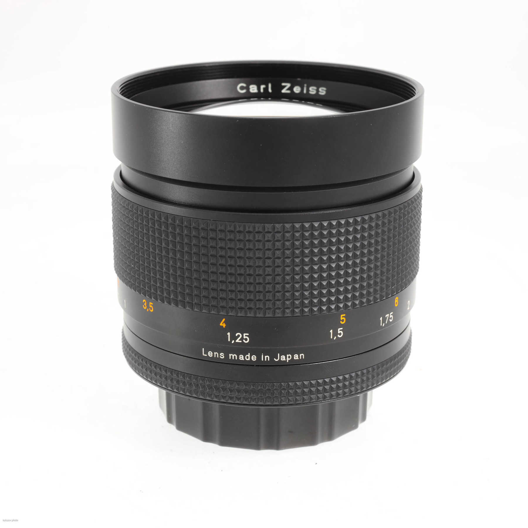 Contax 85mm f/1.4 T* Planar Contax 85mm f/1.4 T* Planar