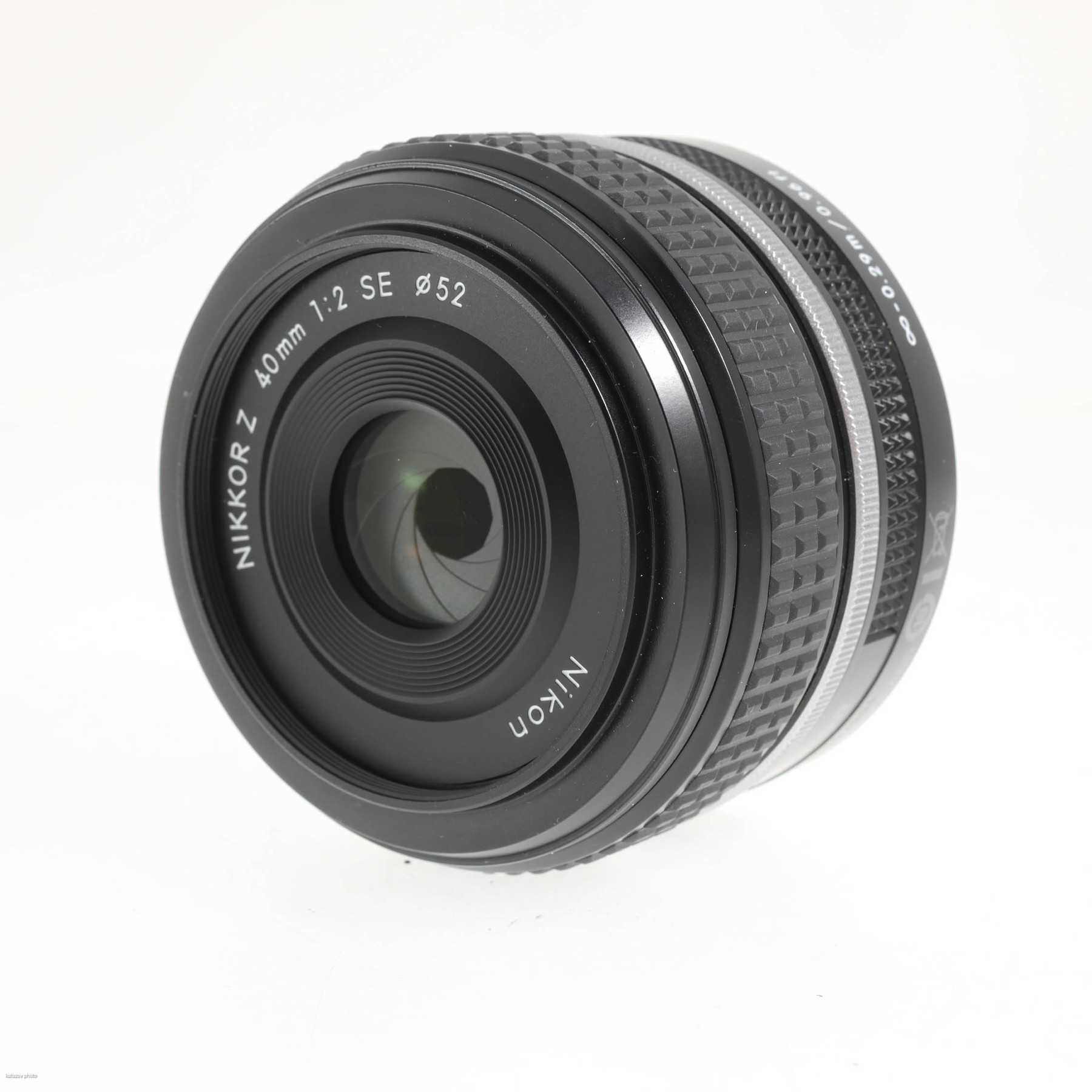 Nikon Z 40mm F/2 SE Nikon Z 40mm F/2 SE