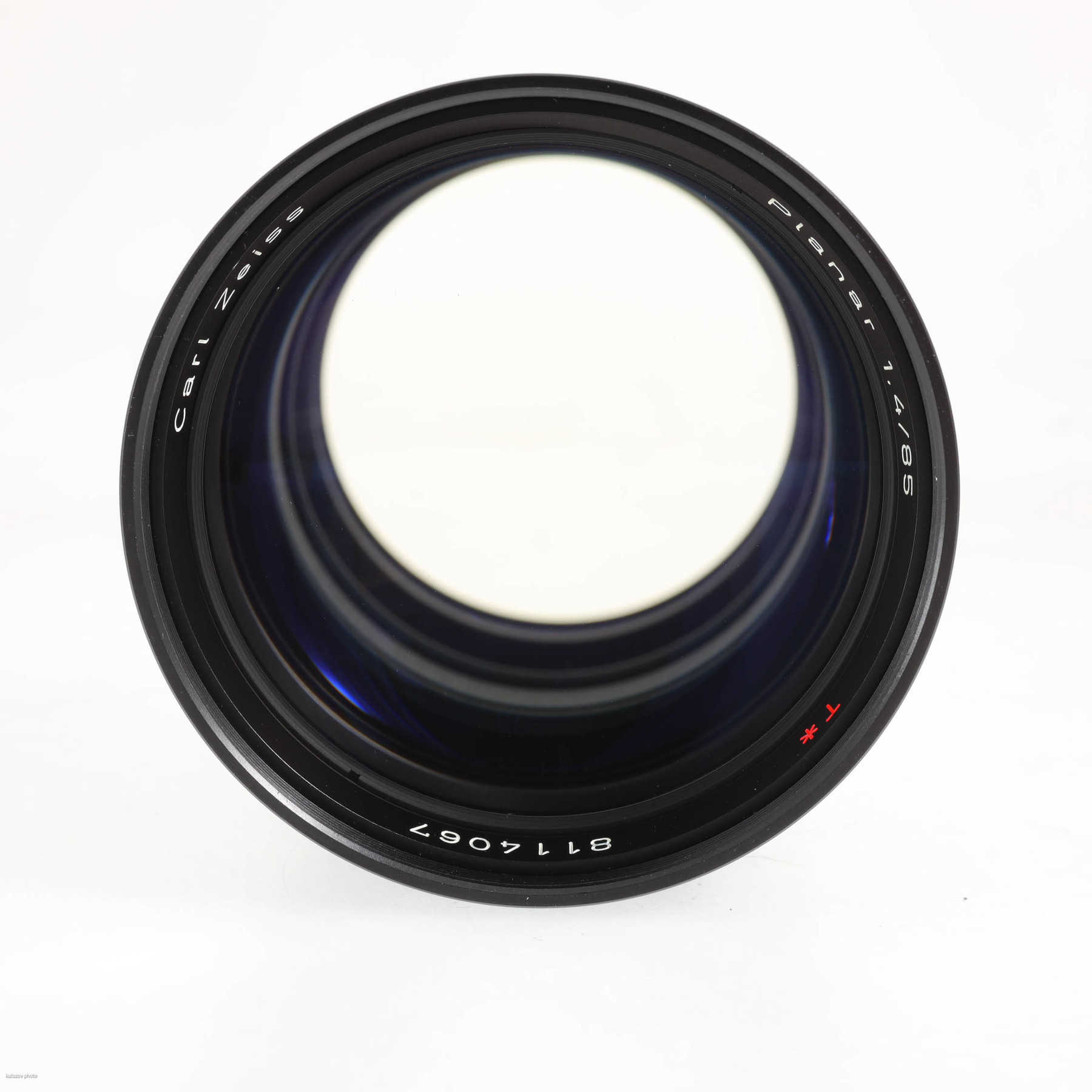 Contax 85mm f/1.4 T* Planar Contax 85mm f/1.4 T* Planar
