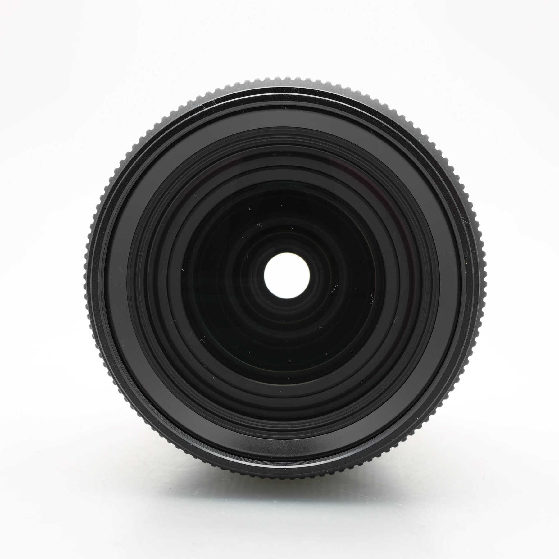 Fujifilm GF 32-64mm f/4 R LM WR Fujifilm GF 32-64mm f/4 R LM WR