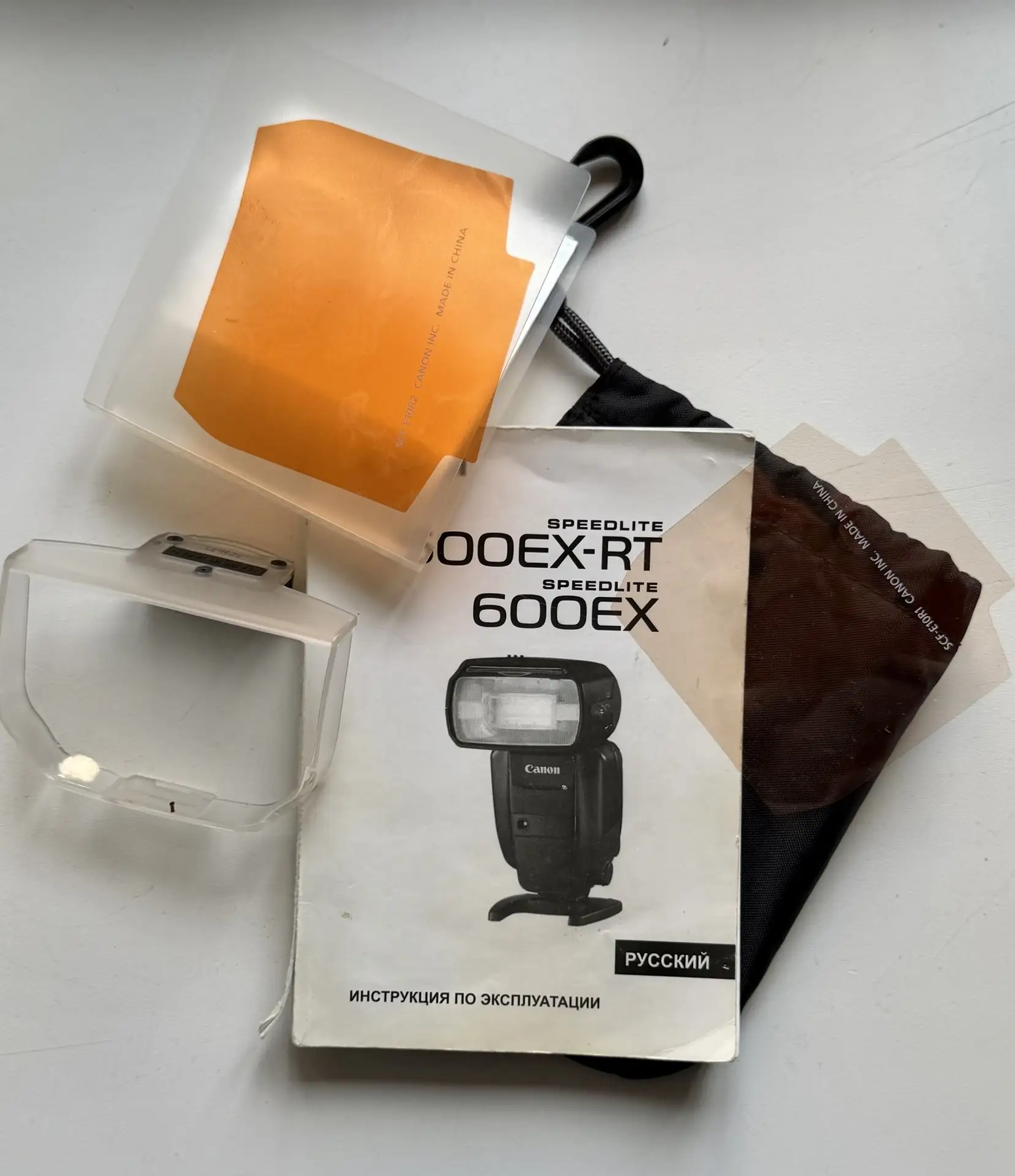 Canon 600 EX-RT вспышка Canon 600 EX-RT вспышка