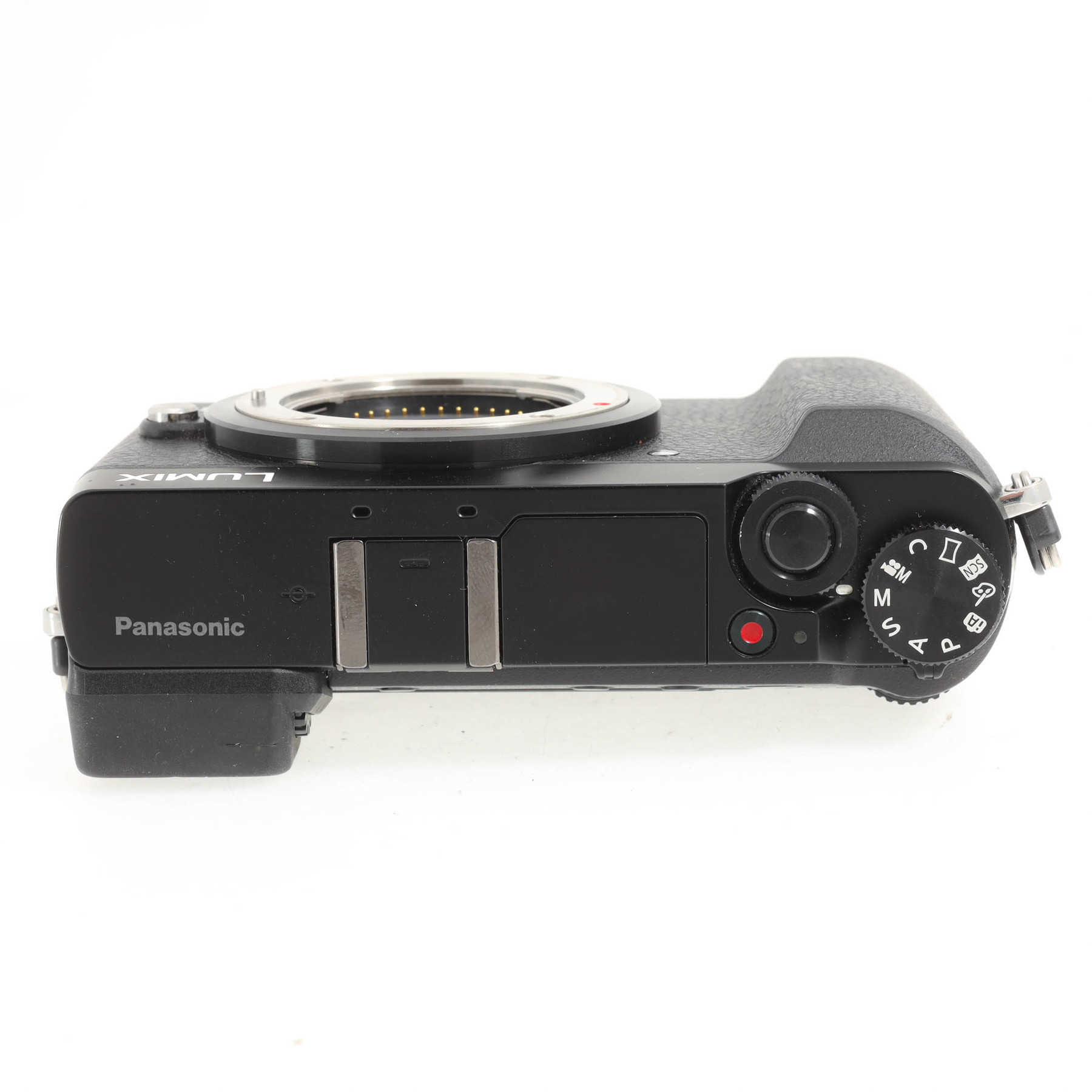 Panasonic DMC-GX80 с объективом 12-32mm f/3.5-5.6 Lumix G.Vario ASPH Panasonic DMC-GX80 с объективом 12-32mm f/3.5-5.6 Lumix G.Vario ASPH