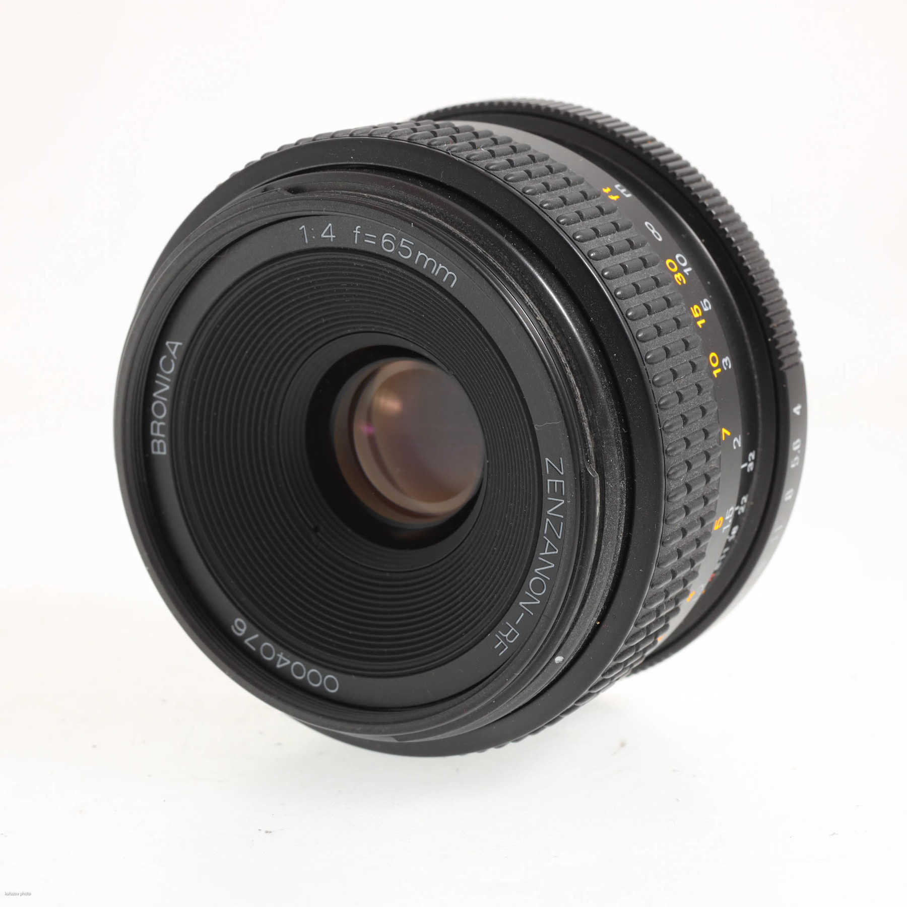 Bronica RF645 с объективом 65mm f/4 Zenzanon-RF Bronica RF645 с объективом 65mm f/4 Zenzanon-RF