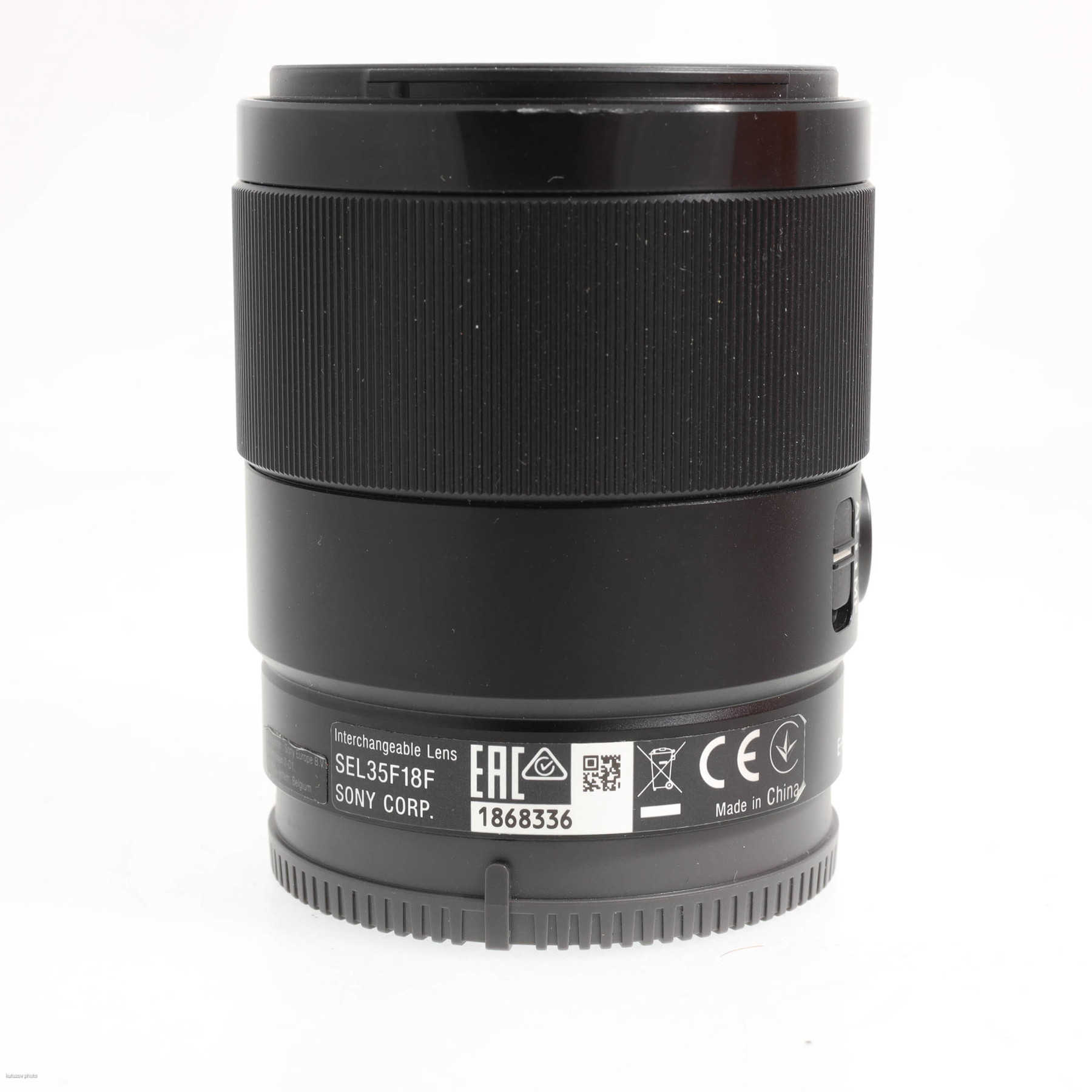 Sony FE 35mm f/1.8 Sony FE 35mm f/1.8