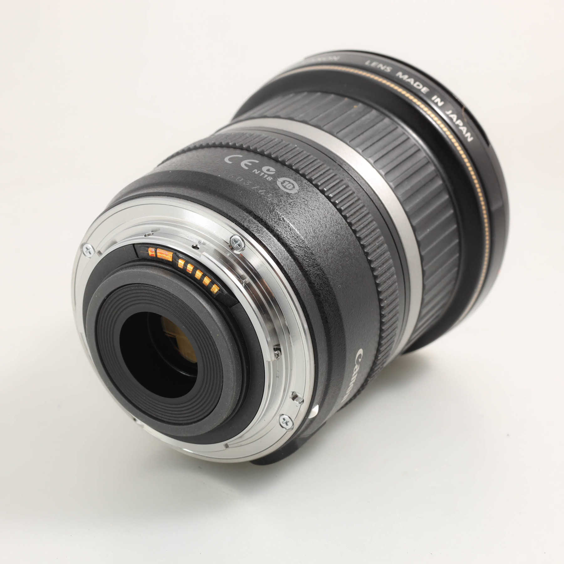 Canon 10-22mm f/3.5-4.5 EF-S USM Canon 10-22mm f/3.5-4.5 EF-S USM