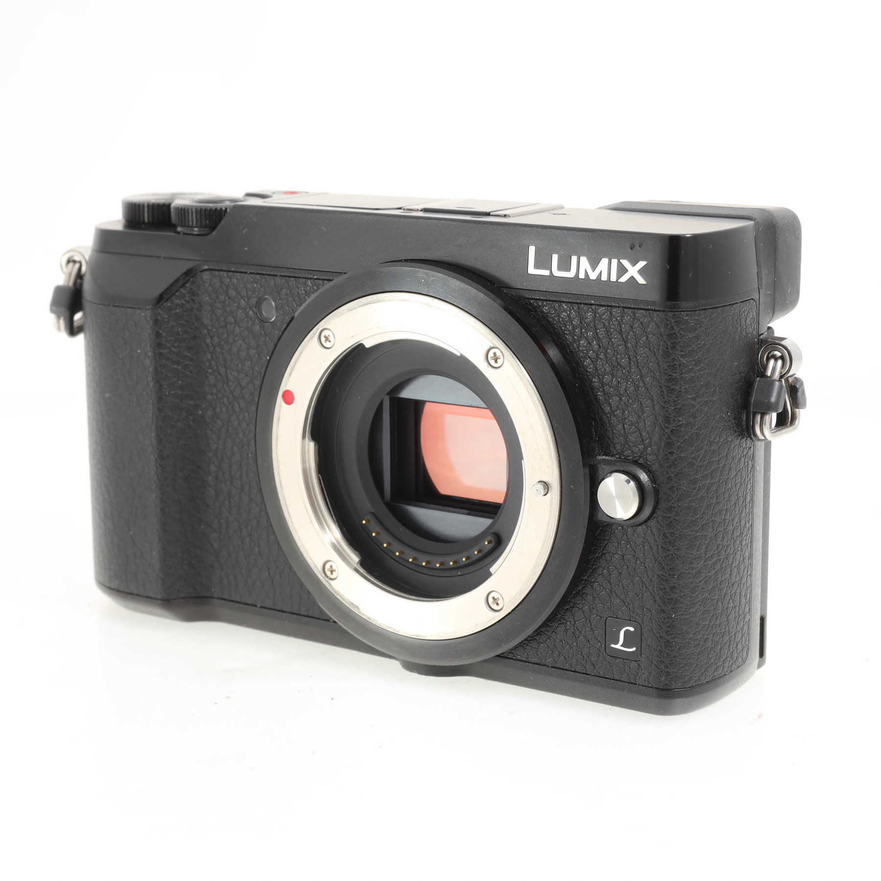 Panasonic DMC-GX80 с объективом 12-32mm f/3.5-5.6 Lumix G.Vario ASPH Panasonic DMC-GX80 с объективом 12-32mm f/3.5-5.6 Lumix G.Vario ASPH