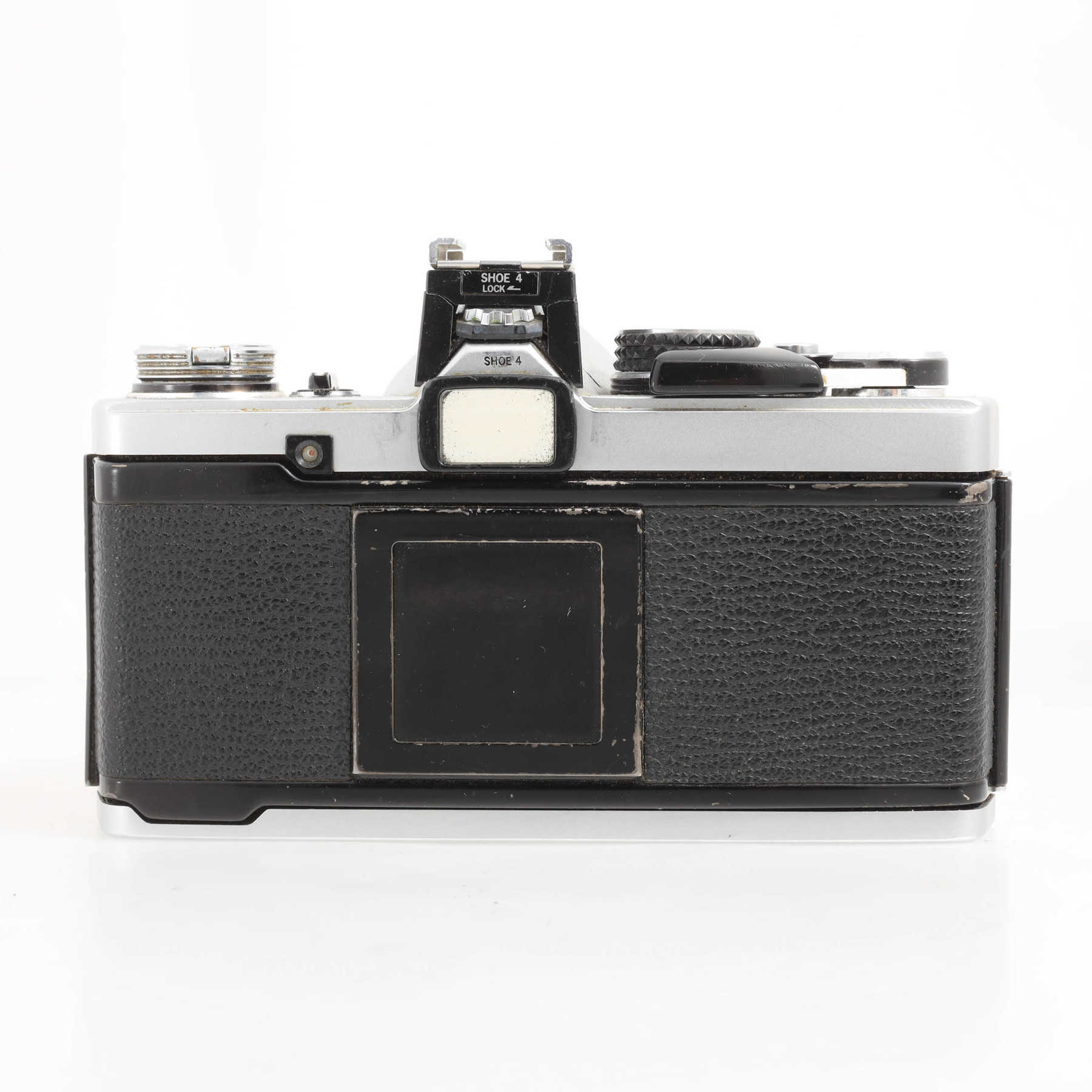 Olympus OM-2n с мотором, двумя зумами и телеконвертером Olympus OM-2n с мотором, двумя зумами и телеконвертером