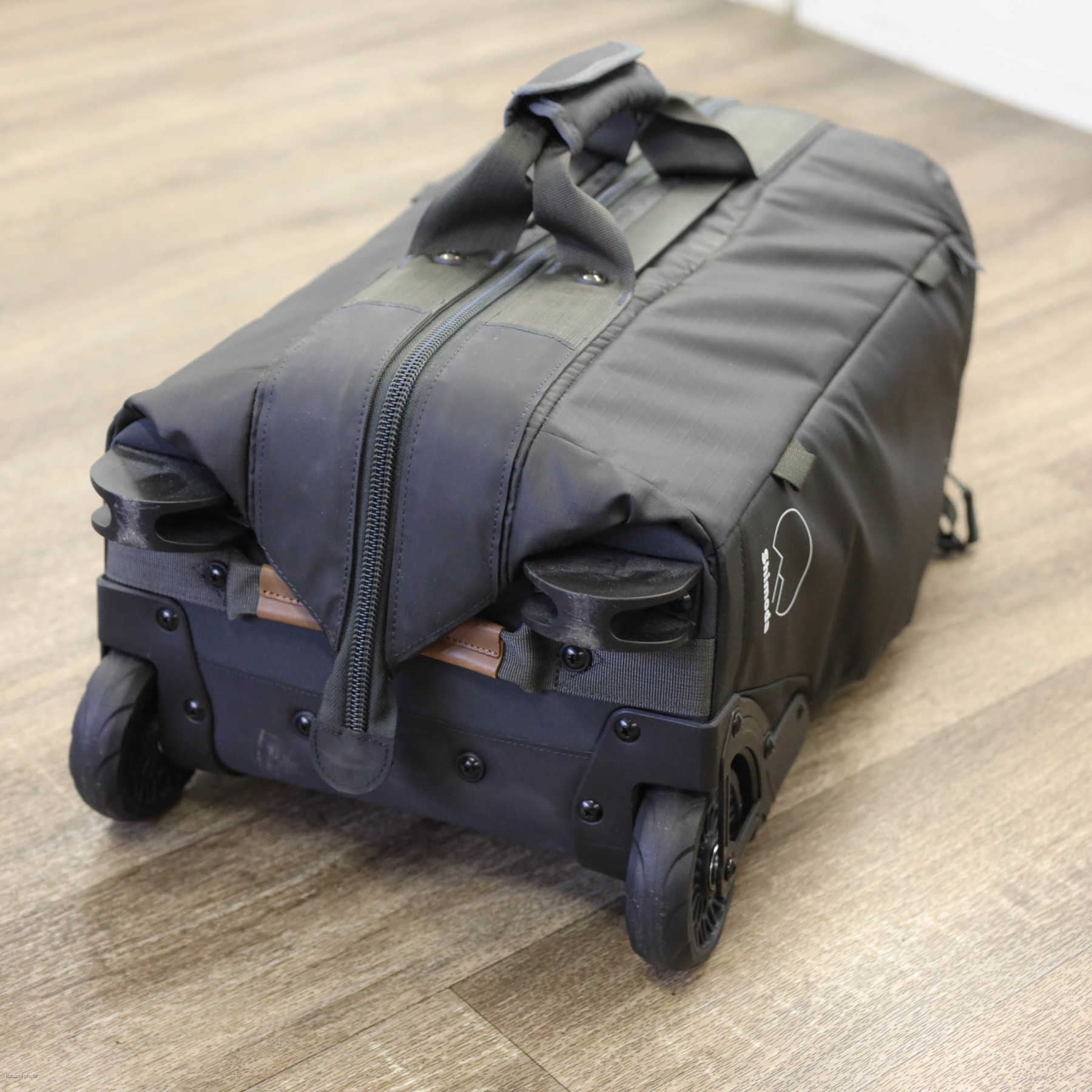 Shimoda сумка-саквояж Carry-On Roller Shimoda сумка-саквояж Carry-On Roller