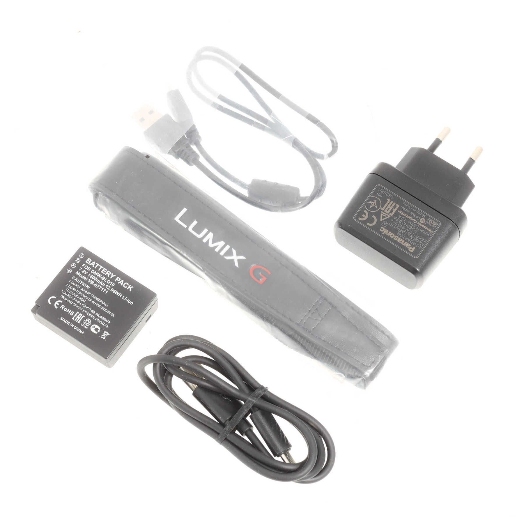 Panasonic DMC-GX80 с объективом 12-32mm f/3.5-5.6 Lumix G.Vario ASPH Panasonic DMC-GX80 с объективом 12-32mm f/3.5-5.6 Lumix G.Vario ASPH