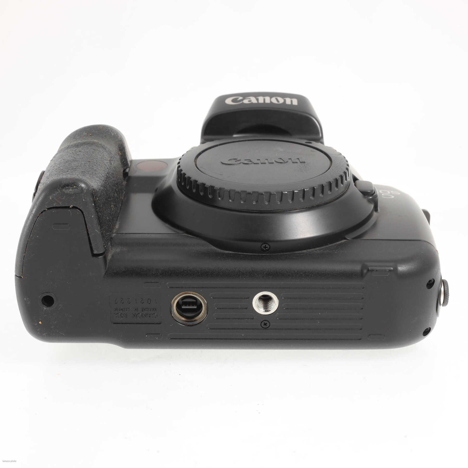 Canon EOS 5 с вертикальной рукояткой Canon EOS 5 с вертикальной рукояткой