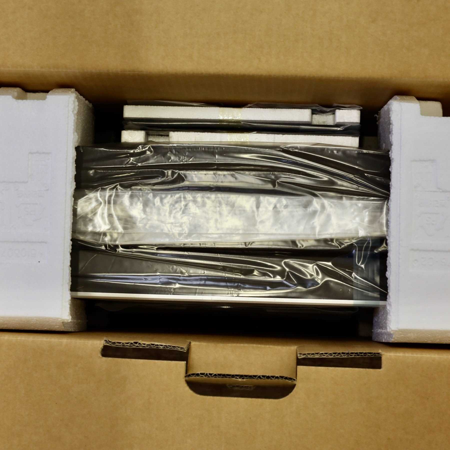 Epson V750 Pro Сканер Epson V750 Pro Сканер