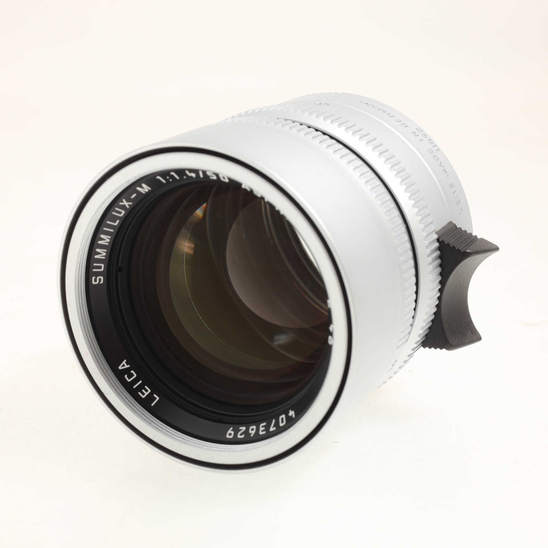 Leica 50mm f/1.4 Summilux-M ASPH silver Leica 50mm f/1.4 Summilux-M ASPH silver